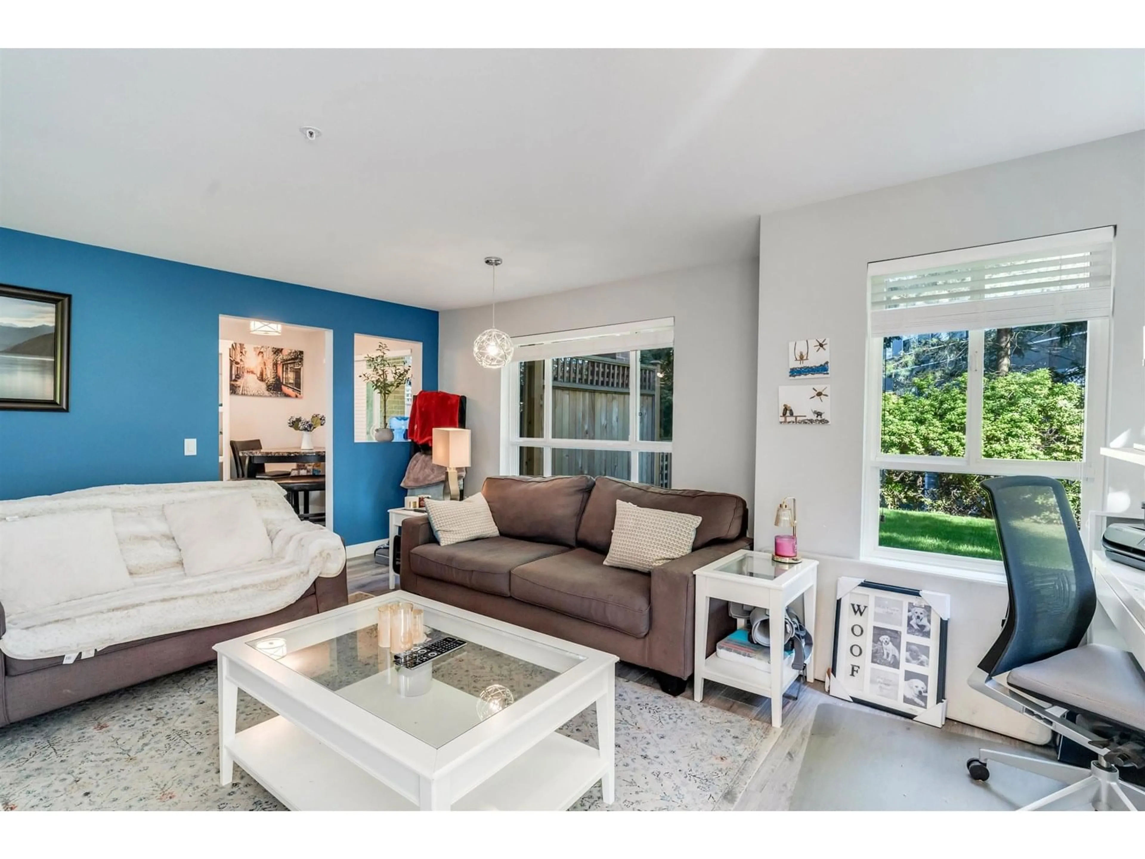 Living room with furniture, unknown for 111 - 15895 84, Surrey British Columbia V3S2N8