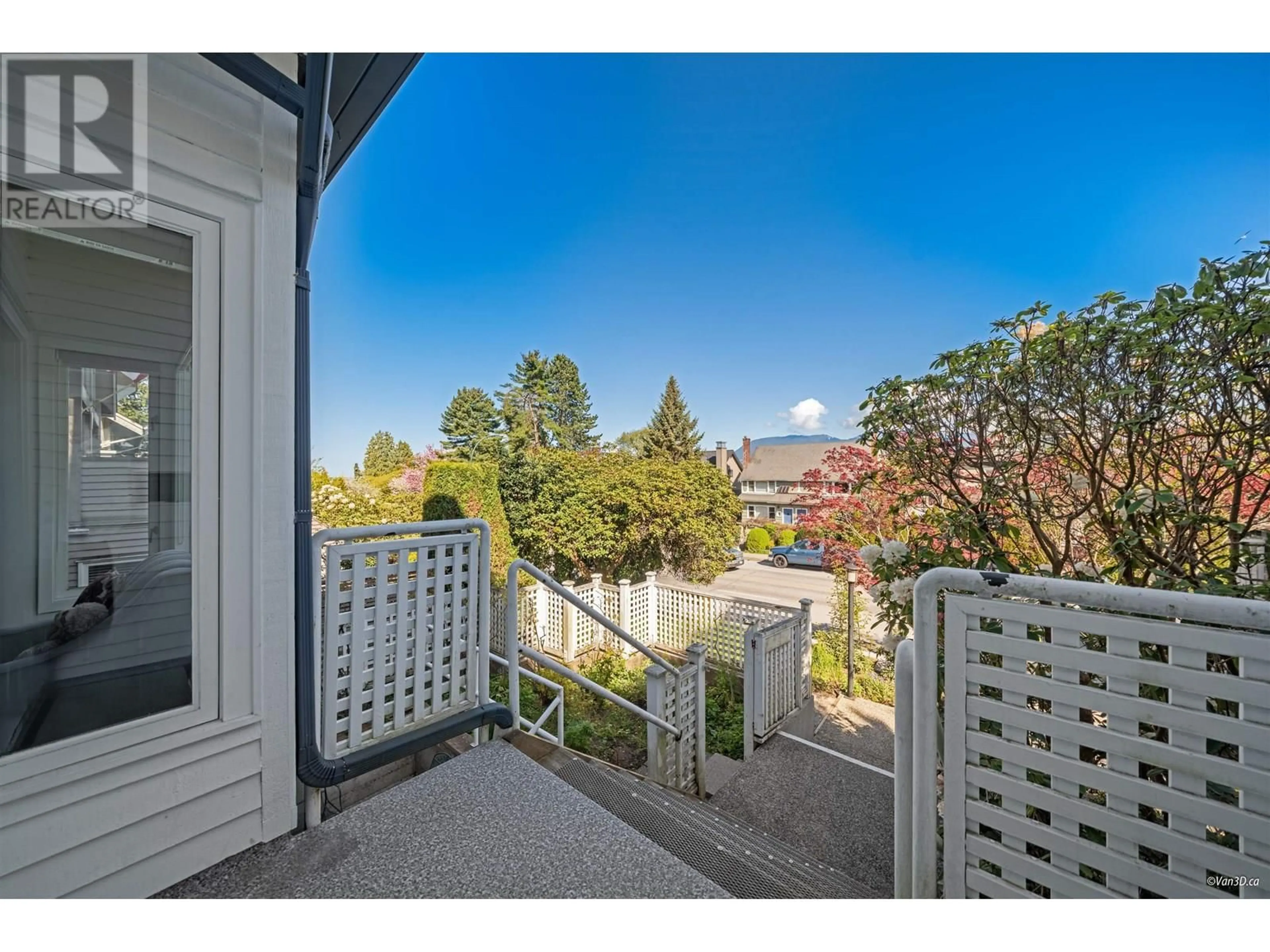 Unknown for 2530 CORNWALL AVENUE, Vancouver British Columbia V6K1C2