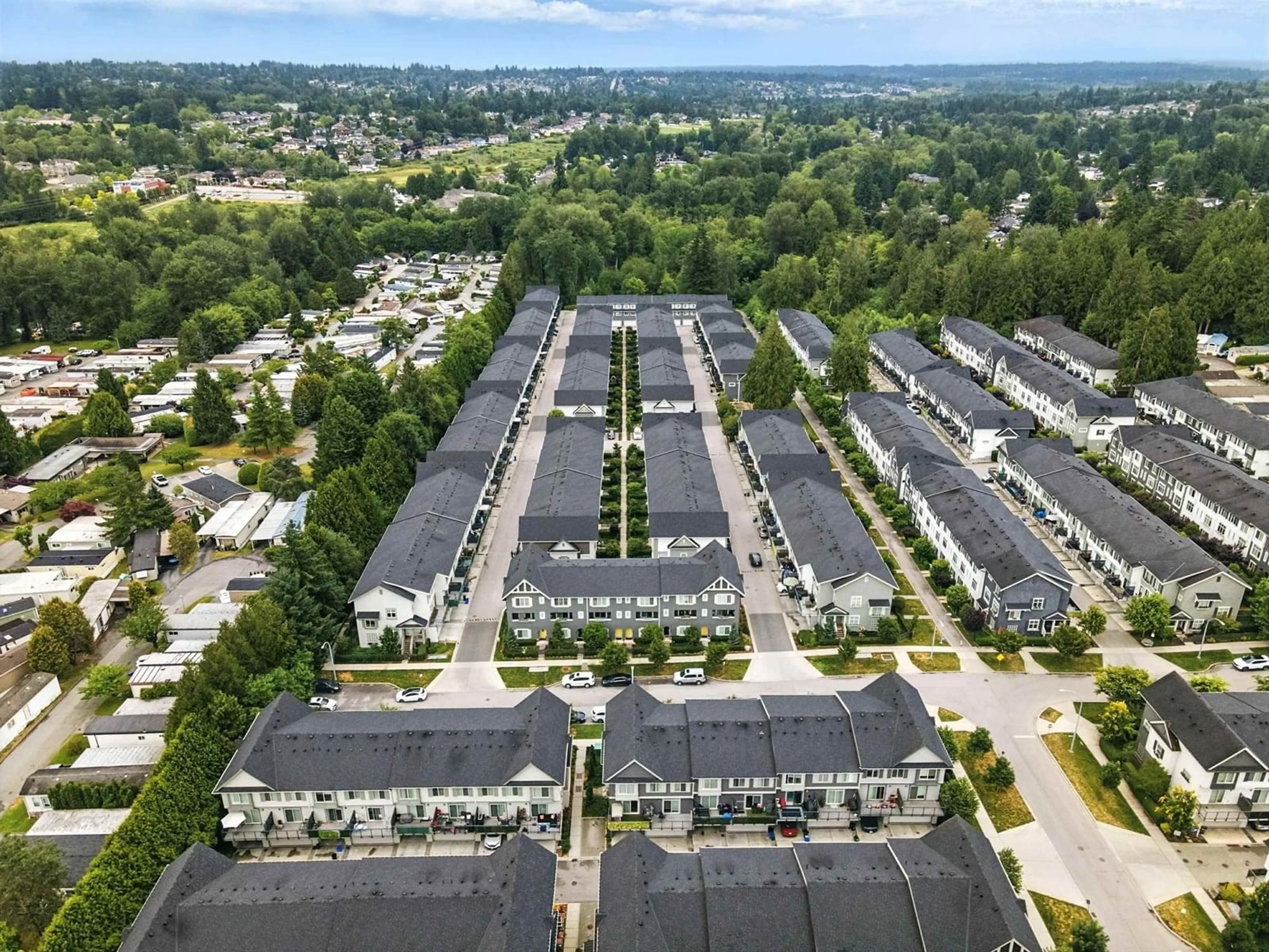 A pic from outside/outdoor area/front of a property/back of a property/a pic from drone, unknown for 177 - 8168 136A, Surrey British Columbia V3W2Z6