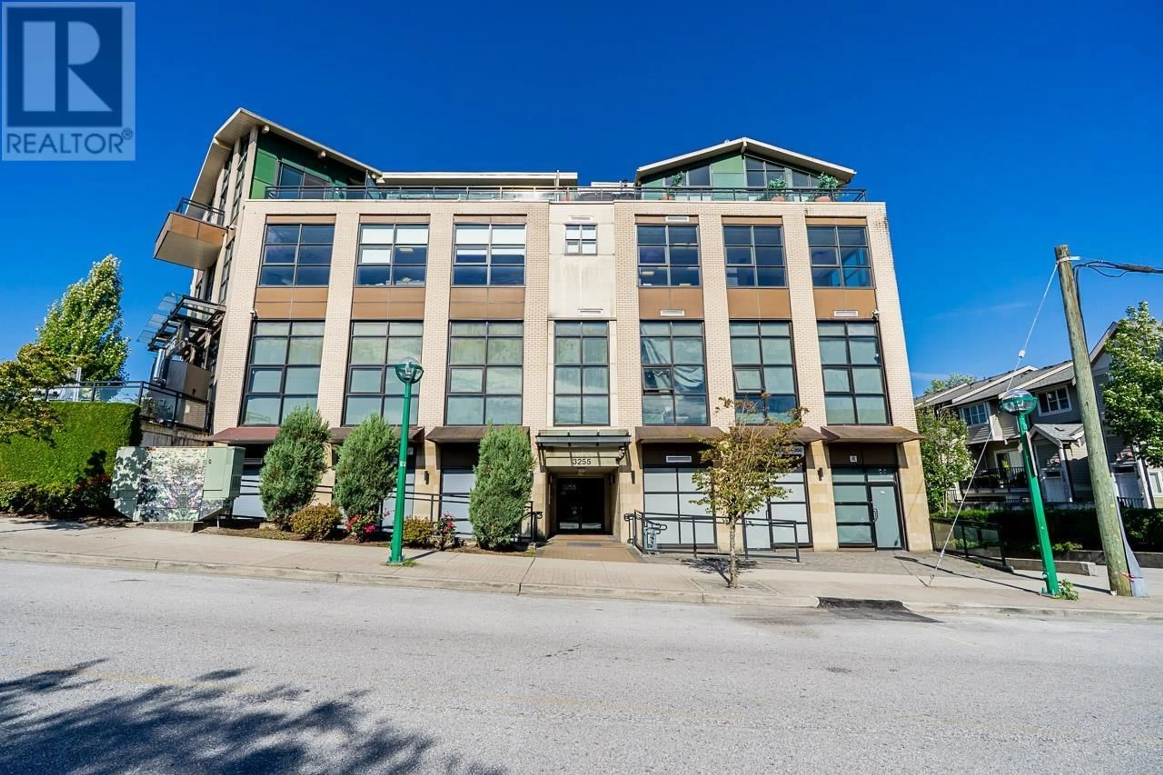 Unknown for PH2 - 3255 SMITH AVENUE, Burnaby British Columbia V5G0B5