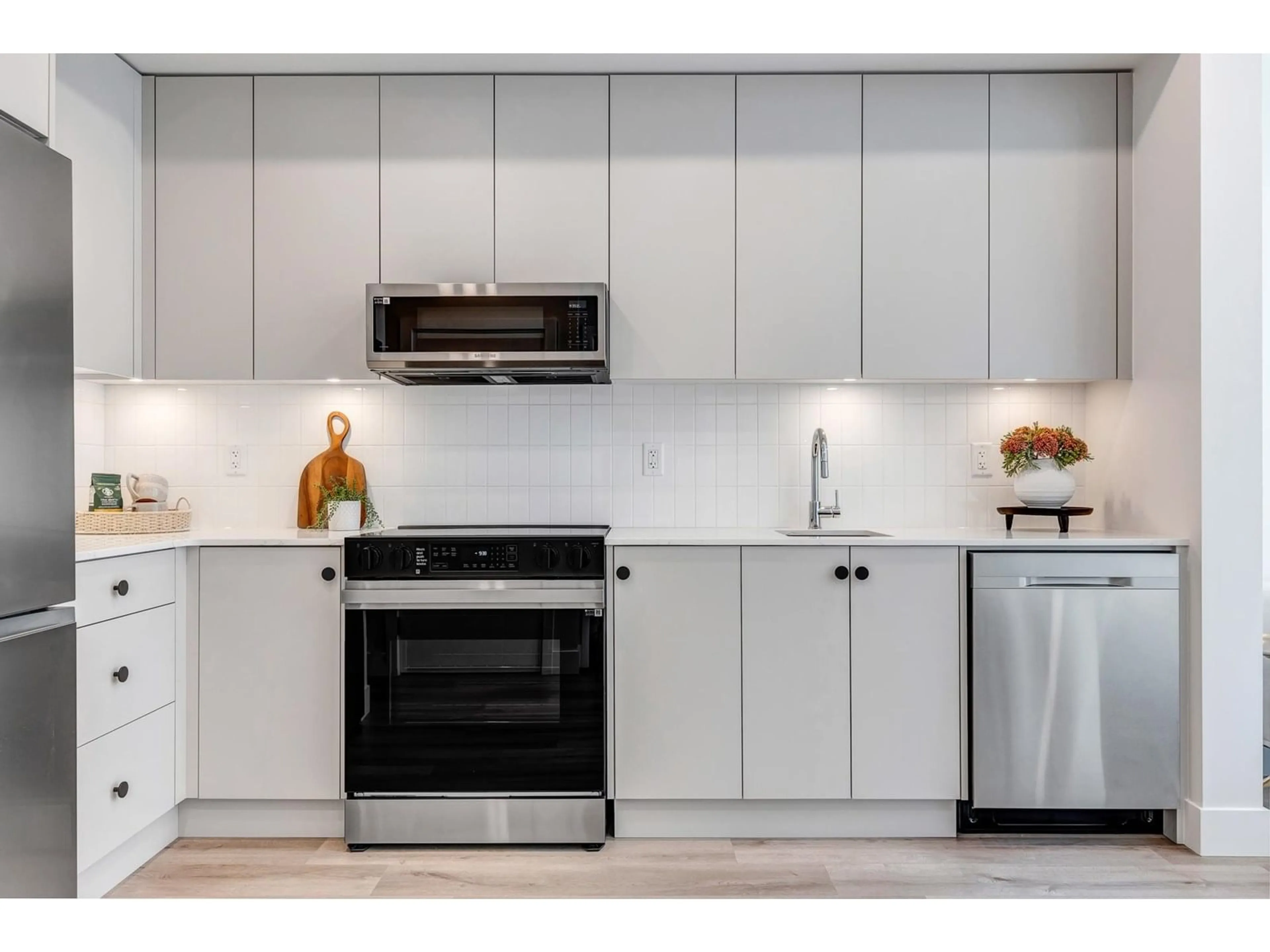Open concept kitchen, unknown for 612 - 45497 CAMPUS DRIVE, Chilliwack British Columbia V2R6L8