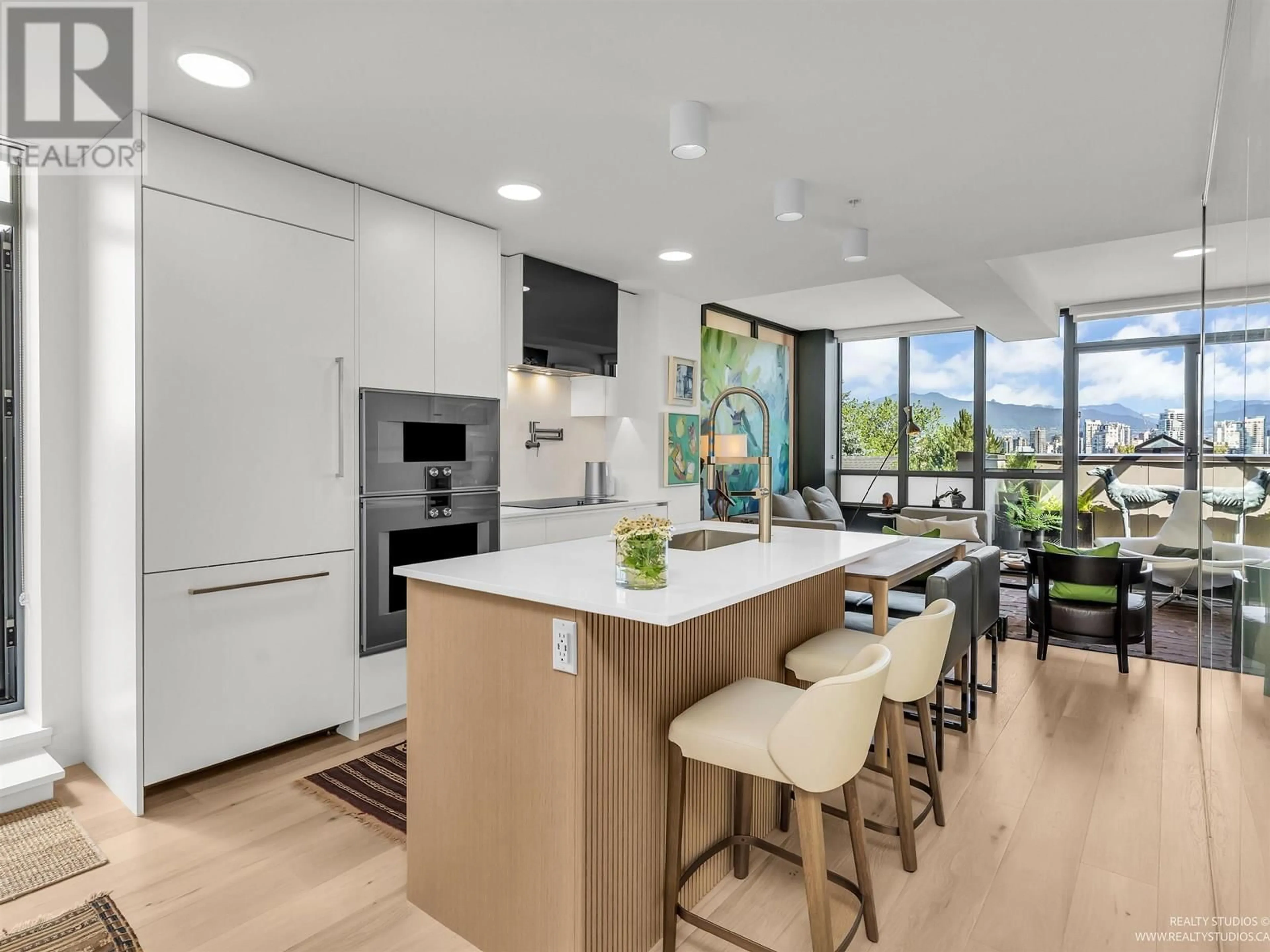 Open concept kitchen, unknown for 7 - 2366 BIRCH STREET, Vancouver British Columbia V6H0C7
