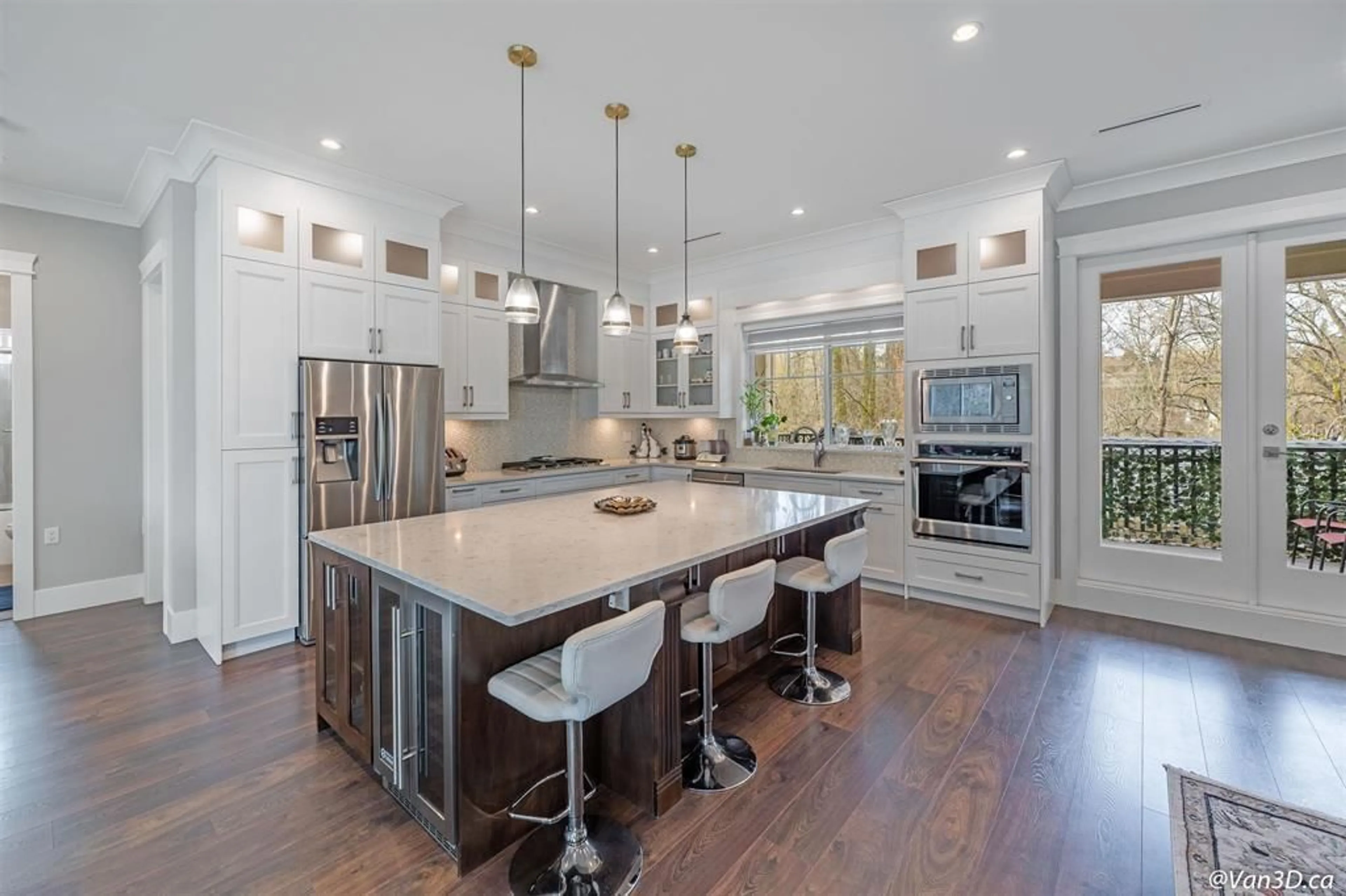 Open concept kitchen, unknown for 8775 168, Surrey British Columbia V4N5J4