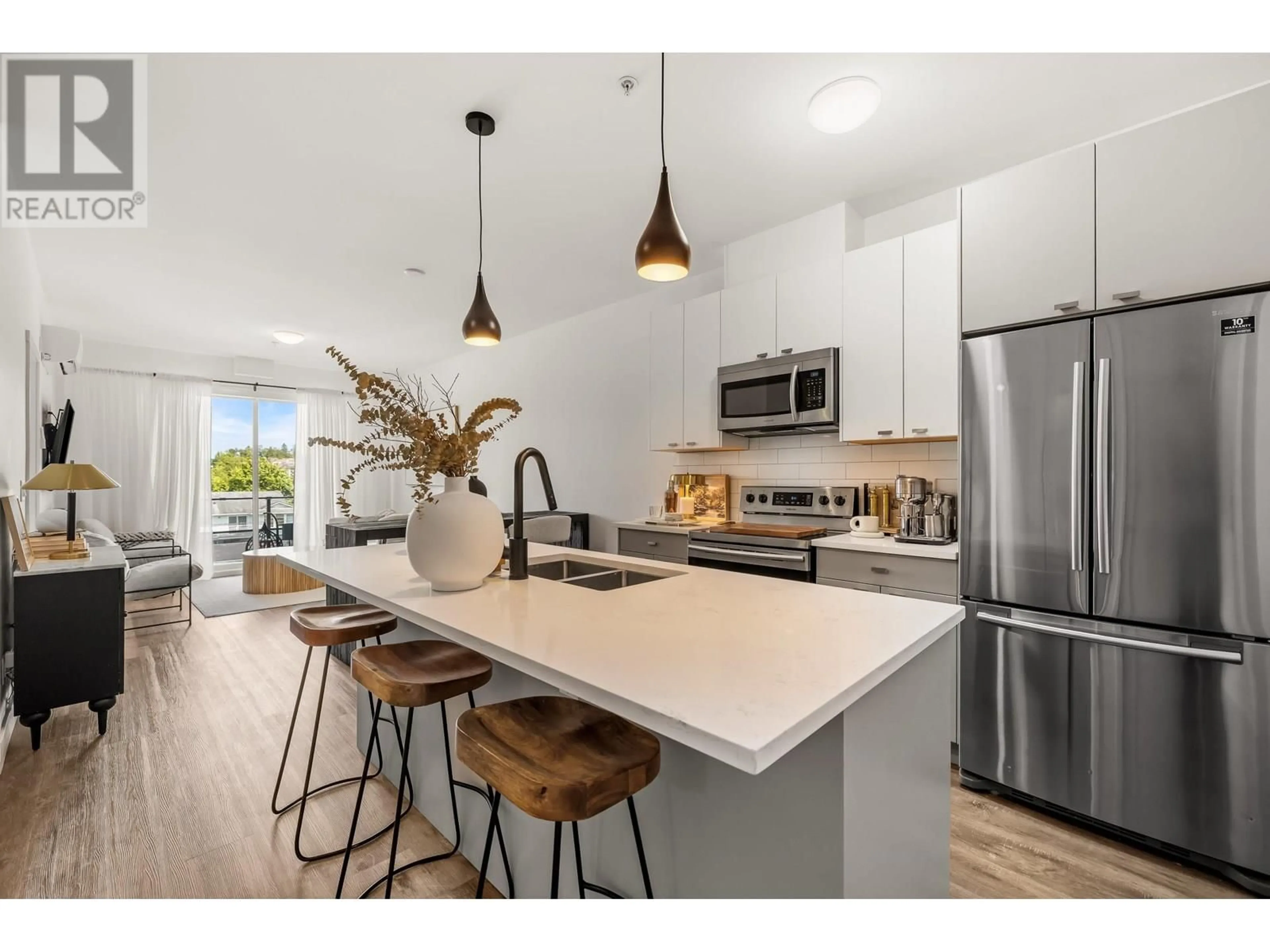 Open concept kitchen, unknown for PH3 - 12320 222 STREET, Maple Ridge British Columbia V2X4K8