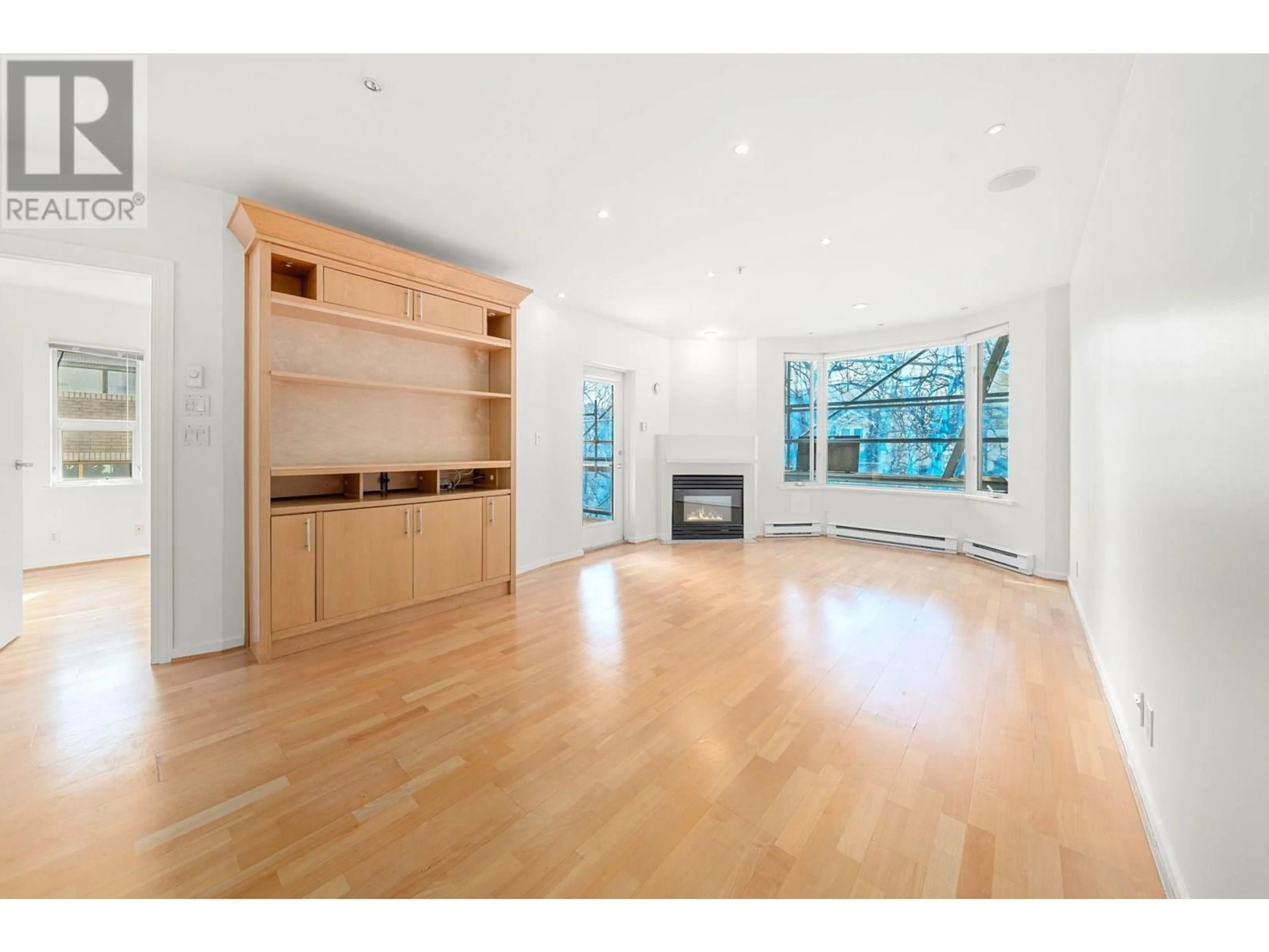 Unknown for 309 - 1688 CYPRESS STREET, Vancouver British Columbia V6J5J1