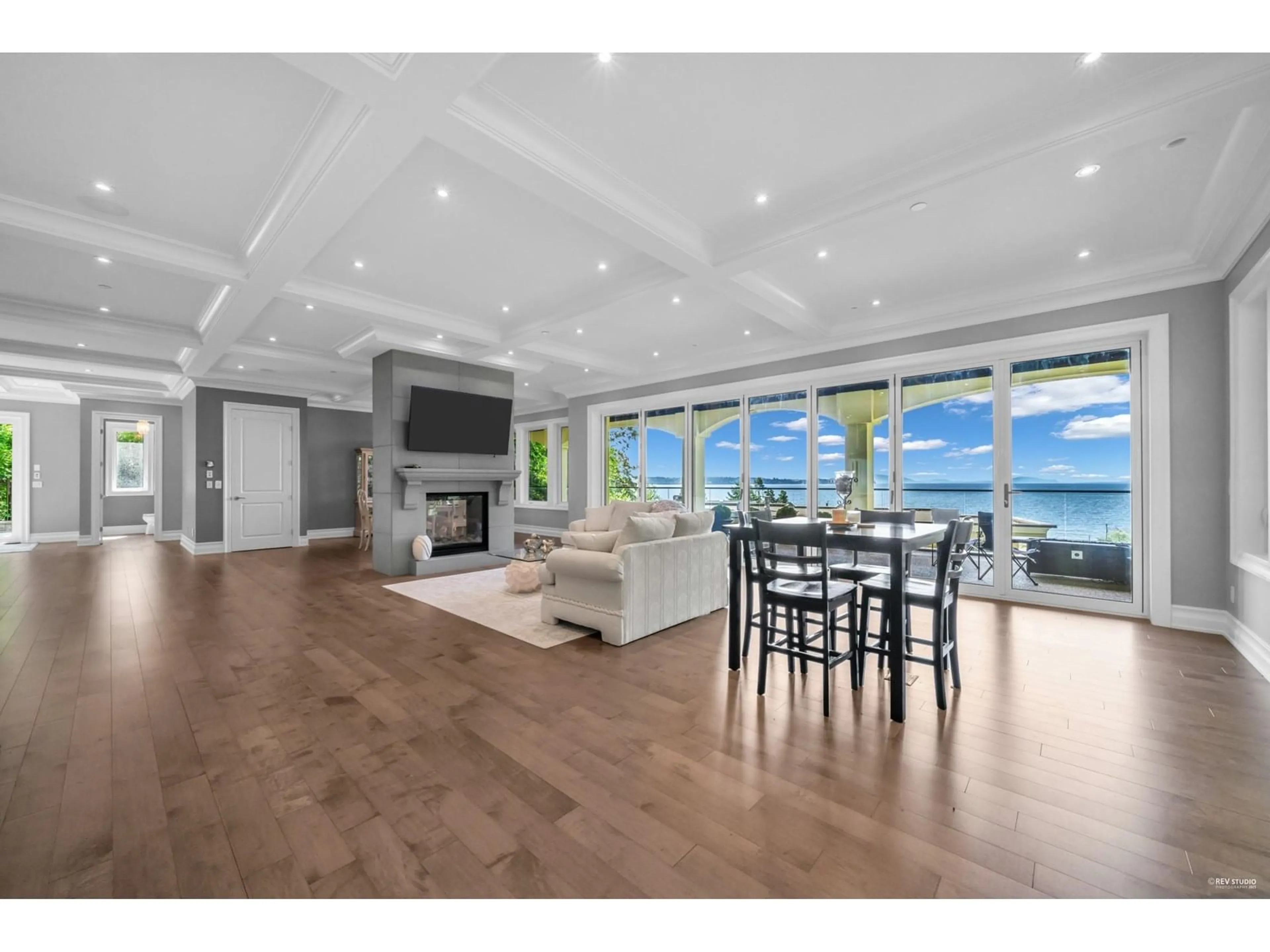 Open concept kitchen, unknown for 1349 ANDERSON, White Rock British Columbia V4B3P4