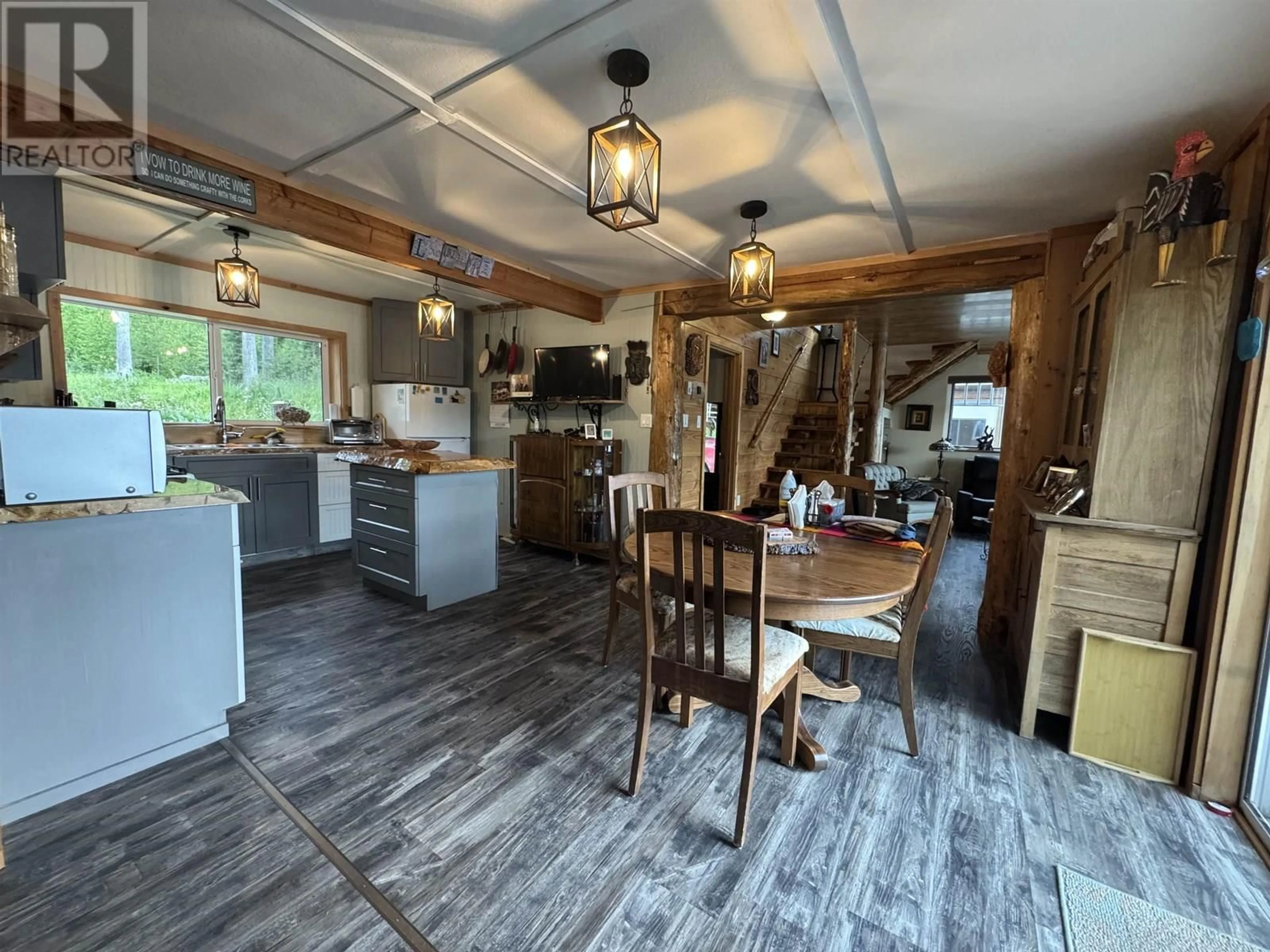 Open concept kitchen, unknown for 2261 MCKINLEY FOREST SERVICE ROAD, Horsefly British Columbia V0L1L0