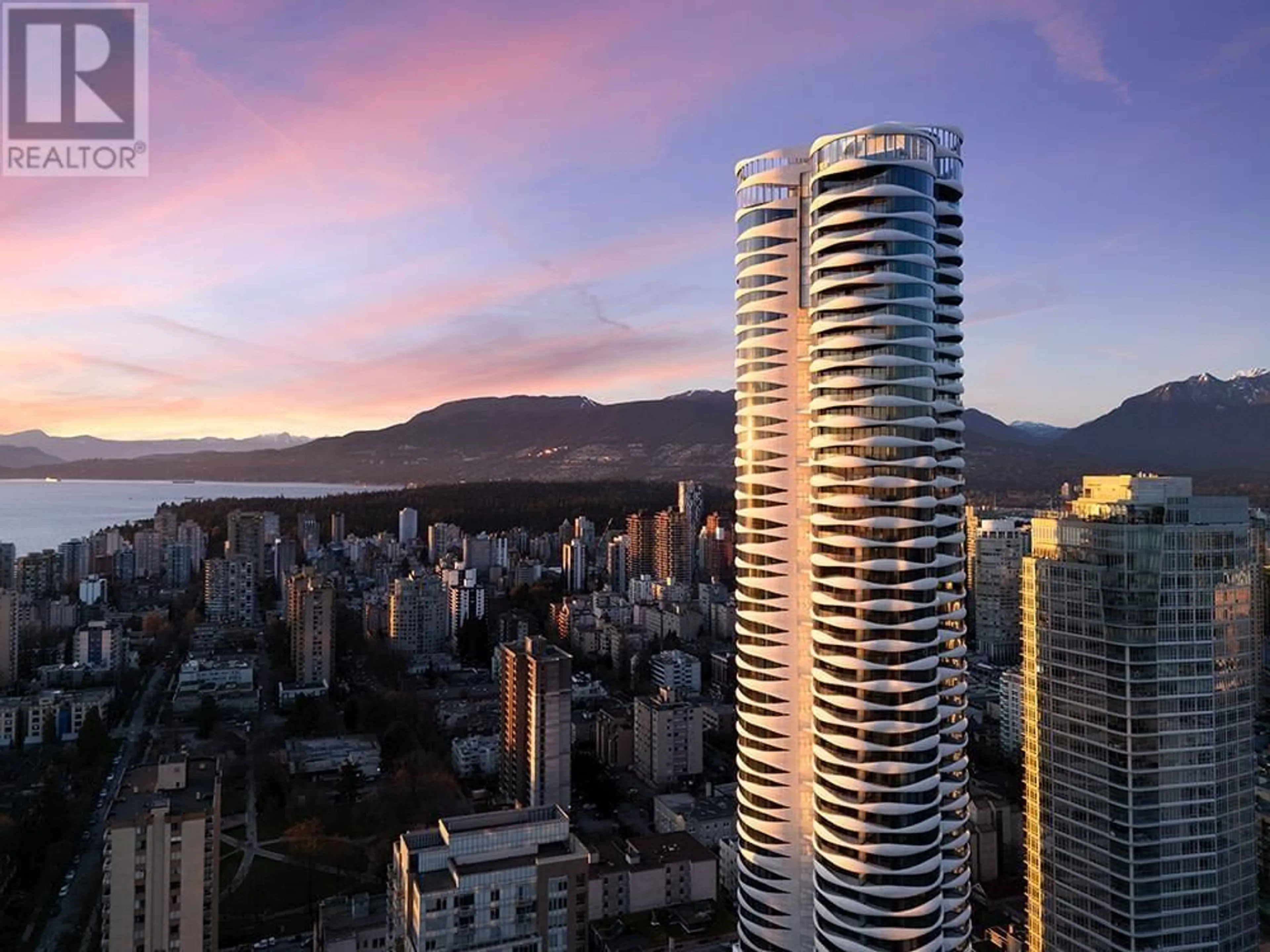A pic from outside/outdoor area/front of a property/back of a property/a pic from drone, city buildings view from balcony for 703 - 1033 NELSON STREET, Vancouver British Columbia V6E0E5