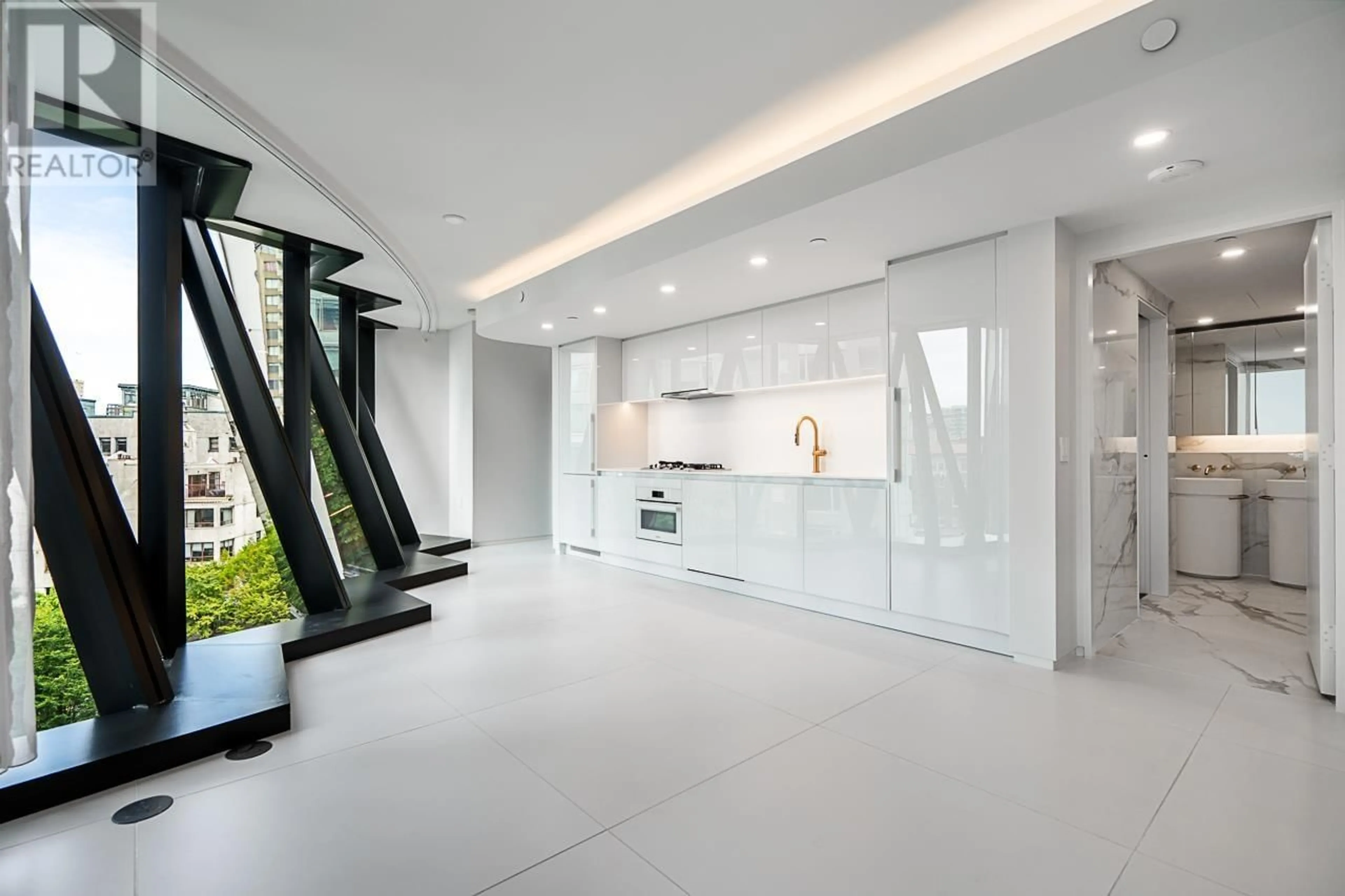 Unknown for 703 - 1033 NELSON STREET, Vancouver British Columbia V6E0E5