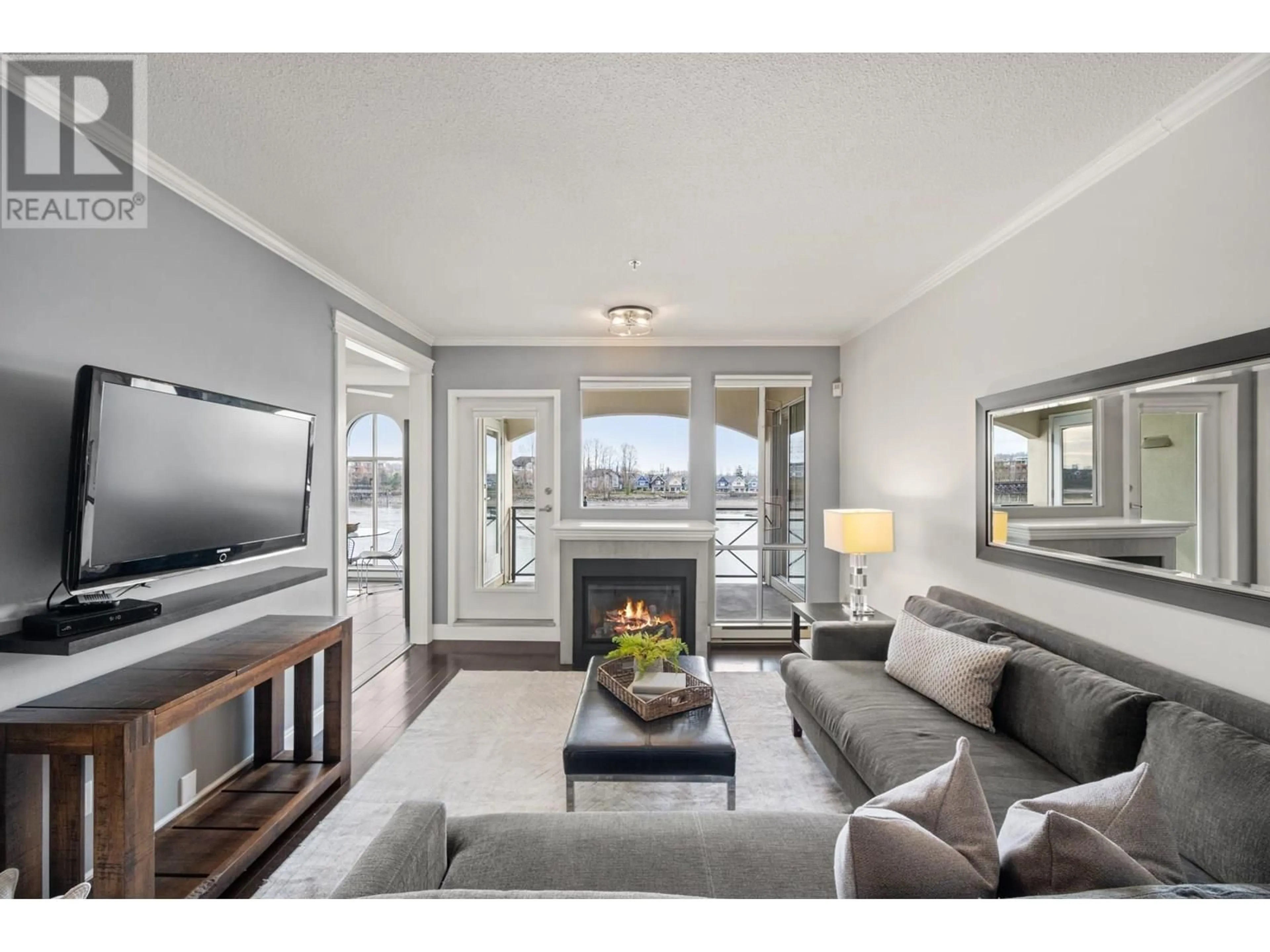 Living room with furniture, unknown for 306 - 2 RENAISSANCE SQUARE, New Westminster British Columbia V3M6K3