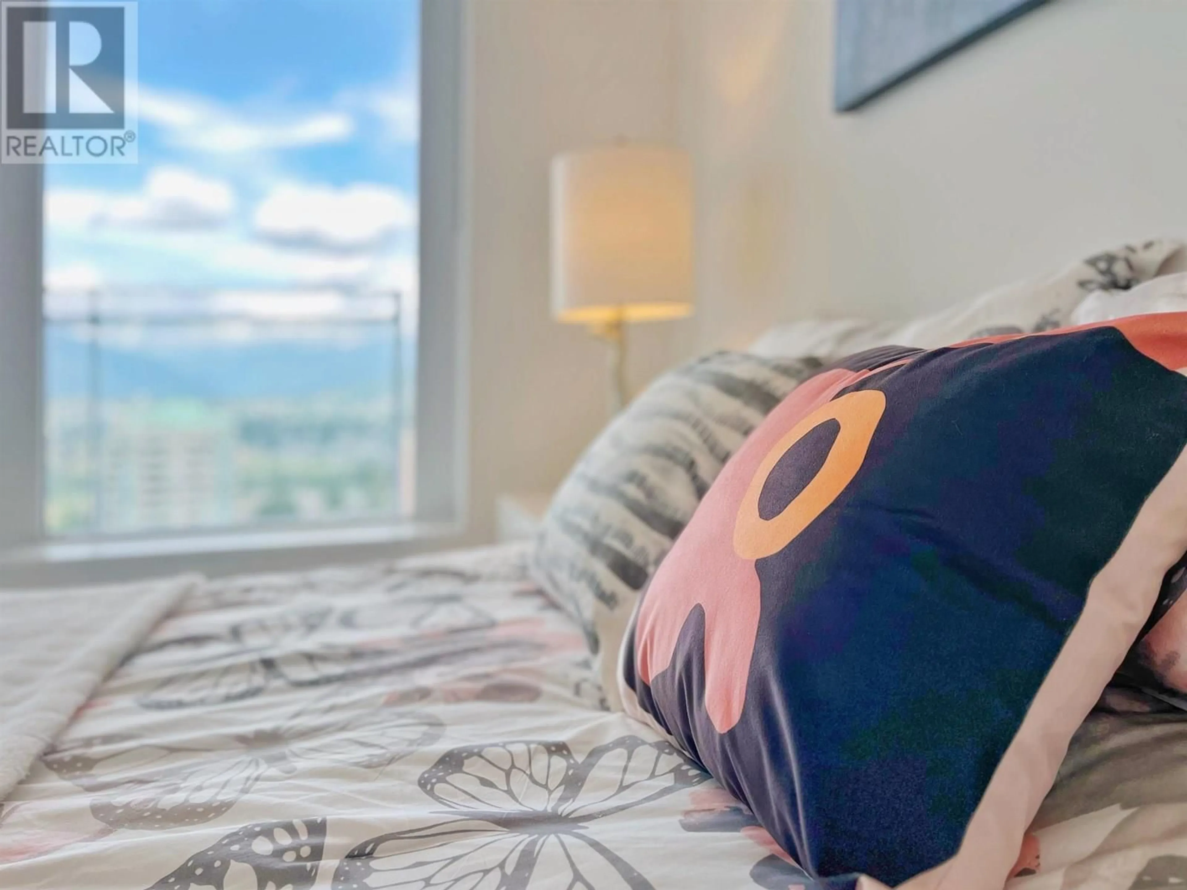 A pic of a room for 2208 - 4670 ASSEMBLY WAY, Burnaby British Columbia V5H0H3