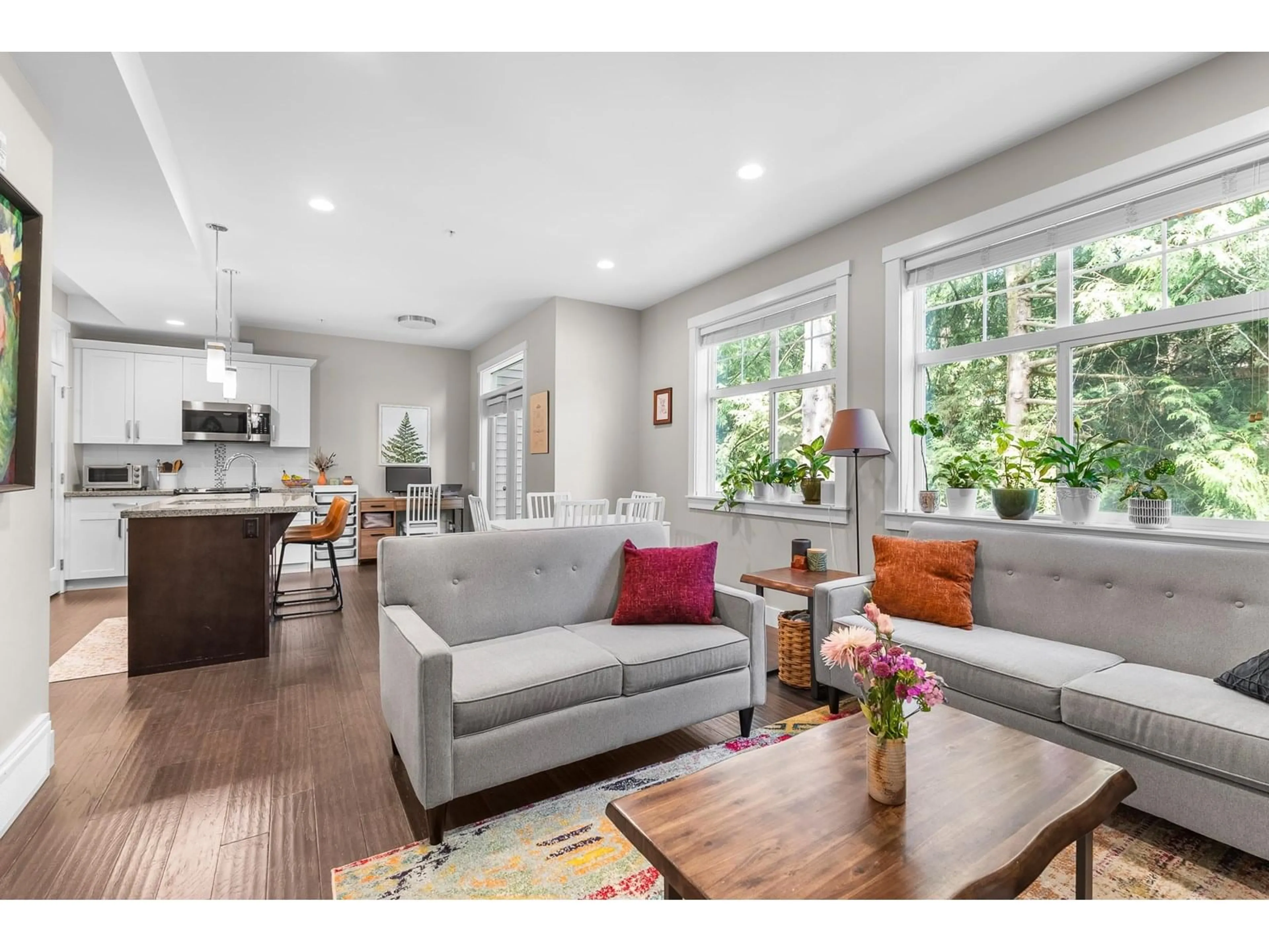 Open concept kitchen, unknown for 24 - 35298 MARSHALL, Abbotsford British Columbia V3G0E2