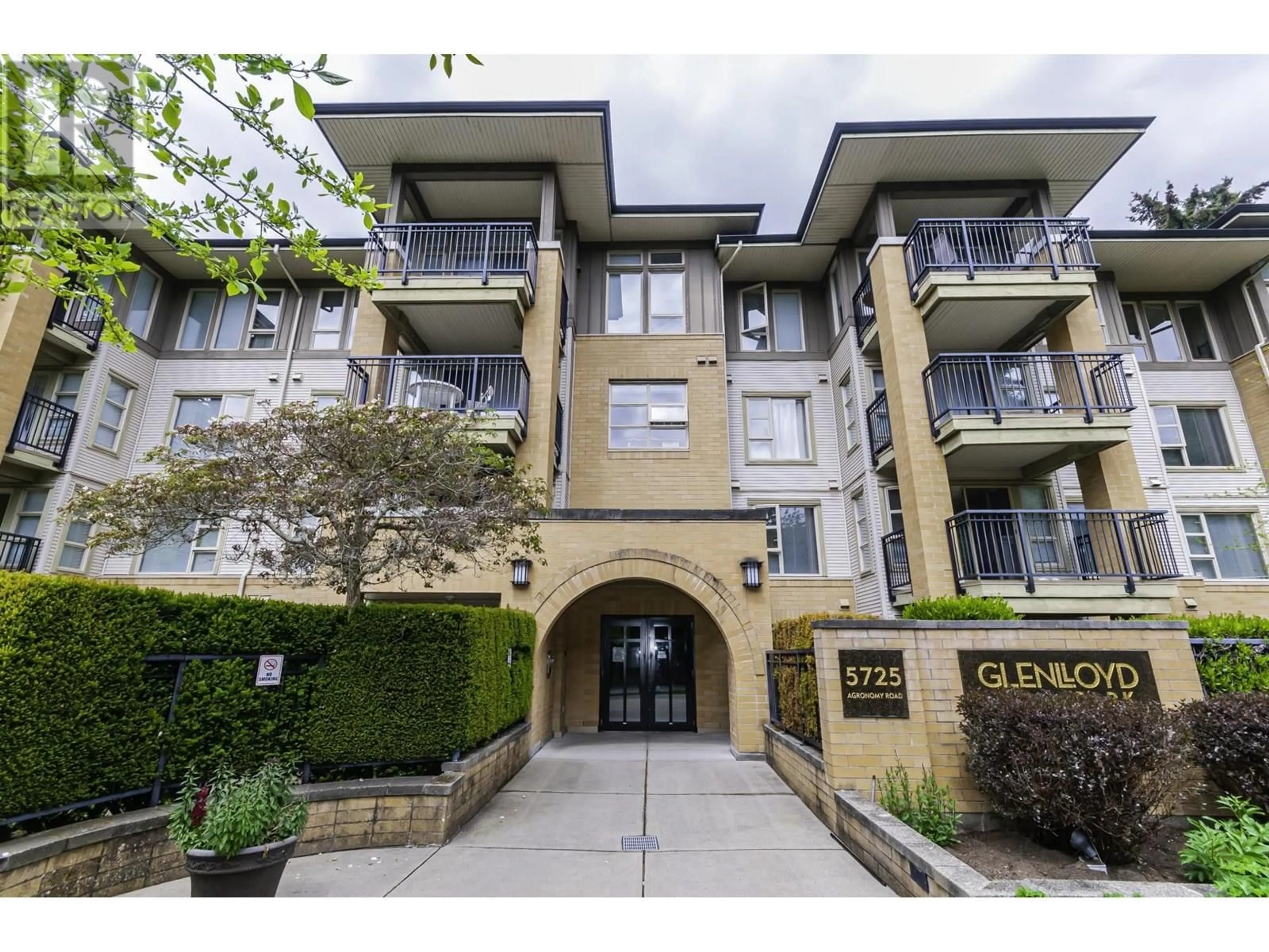 Indoor foyer for 308 - 5725 AGRONOMY ROAD, Vancouver British Columbia V6T1L9