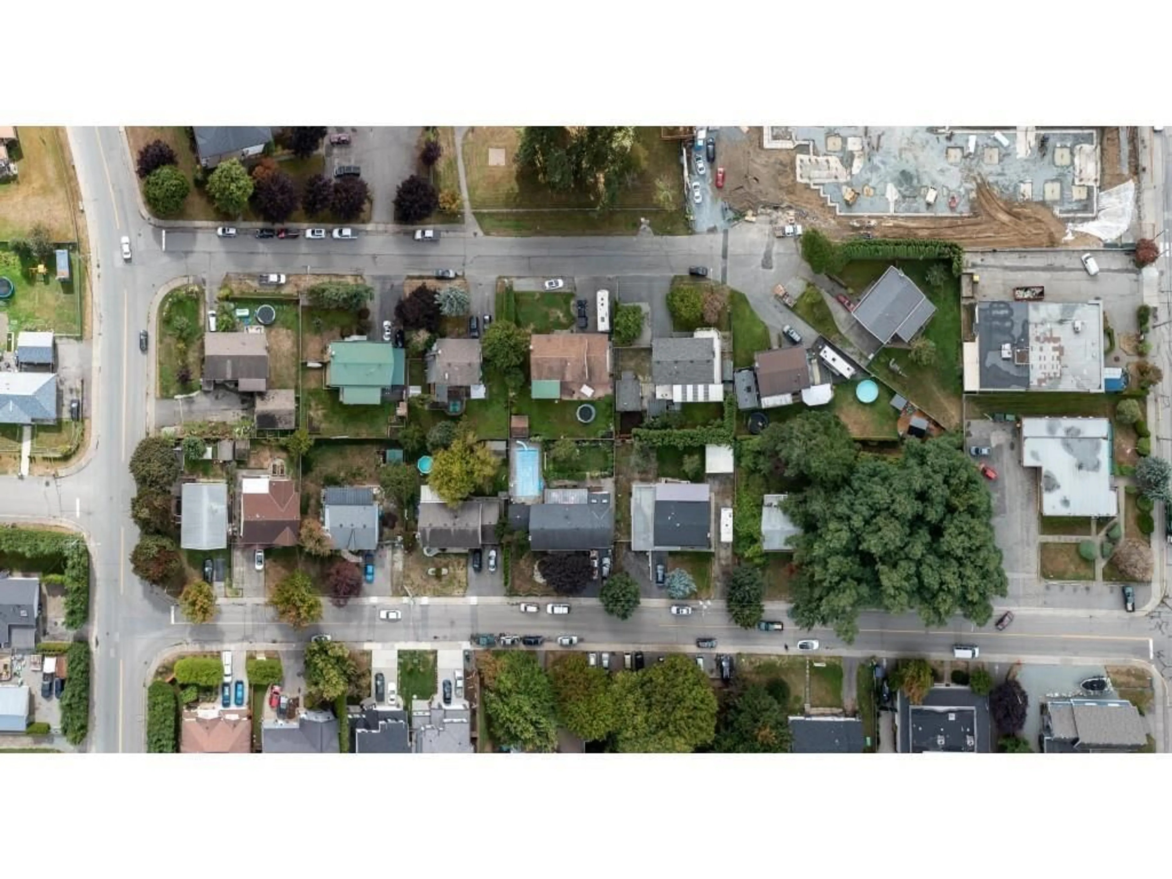 A pic from outside/outdoor area/front of a property/back of a property/a pic from drone, street for 27283 29, Langley British Columbia V4W3J8