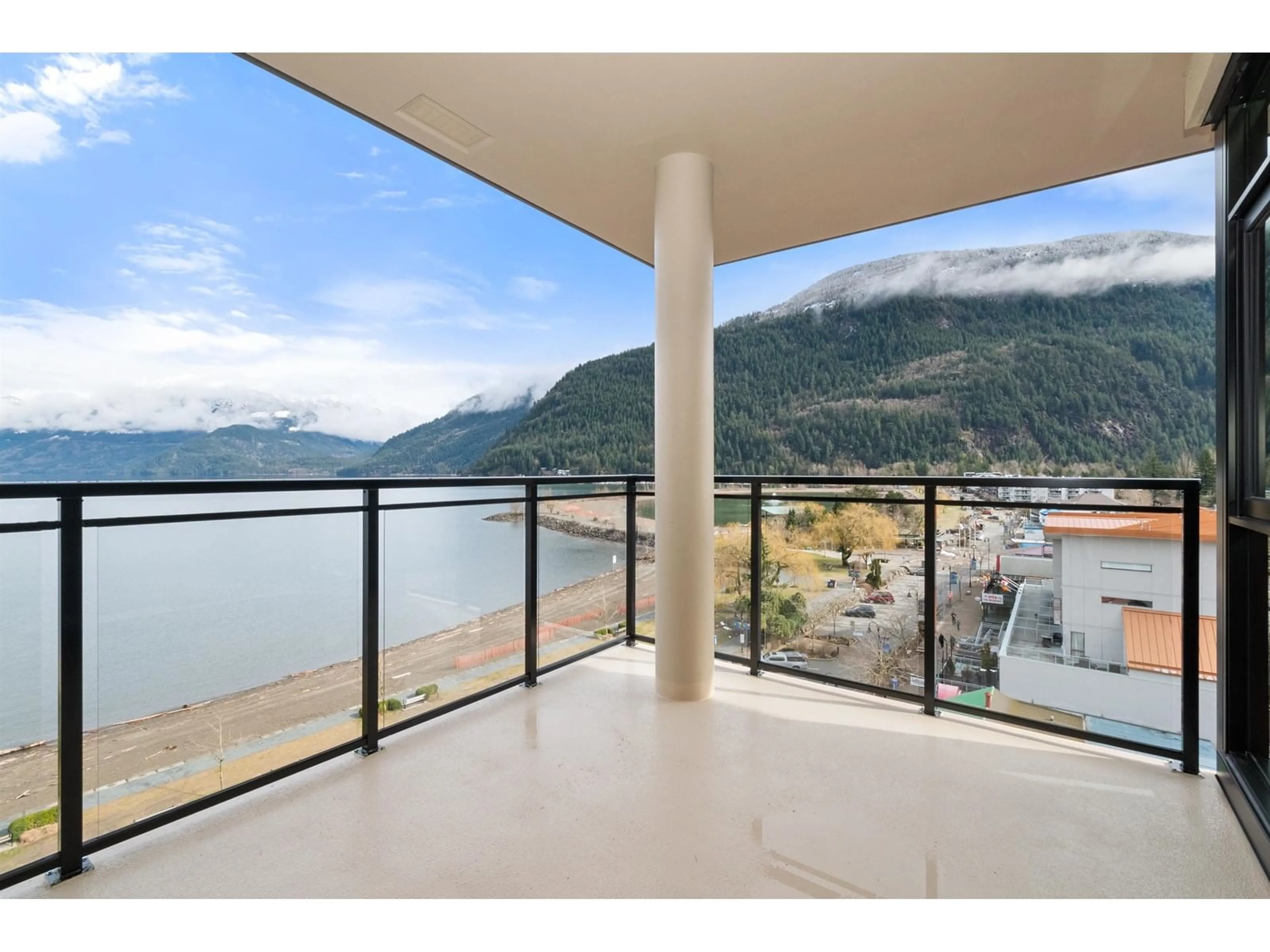 Balcony in the apartment, water/lake/river/ocean view for 704 - 120 ESPLANADE AVENUE, Harrison Hot Springs British Columbia V0M1K0