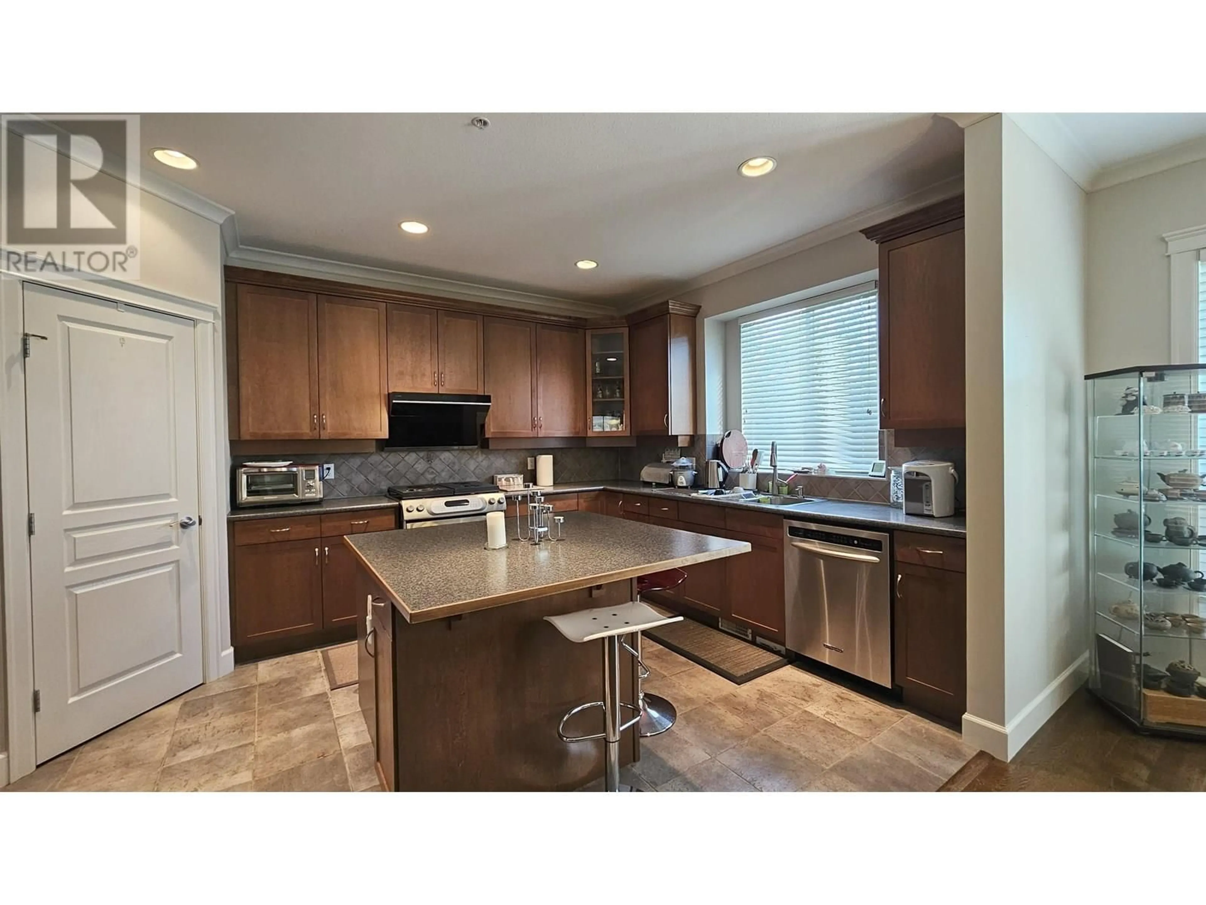 Unknown for 19829 SILVERTHORNE PLACE, Pitt Meadows British Columbia V3Y2W4