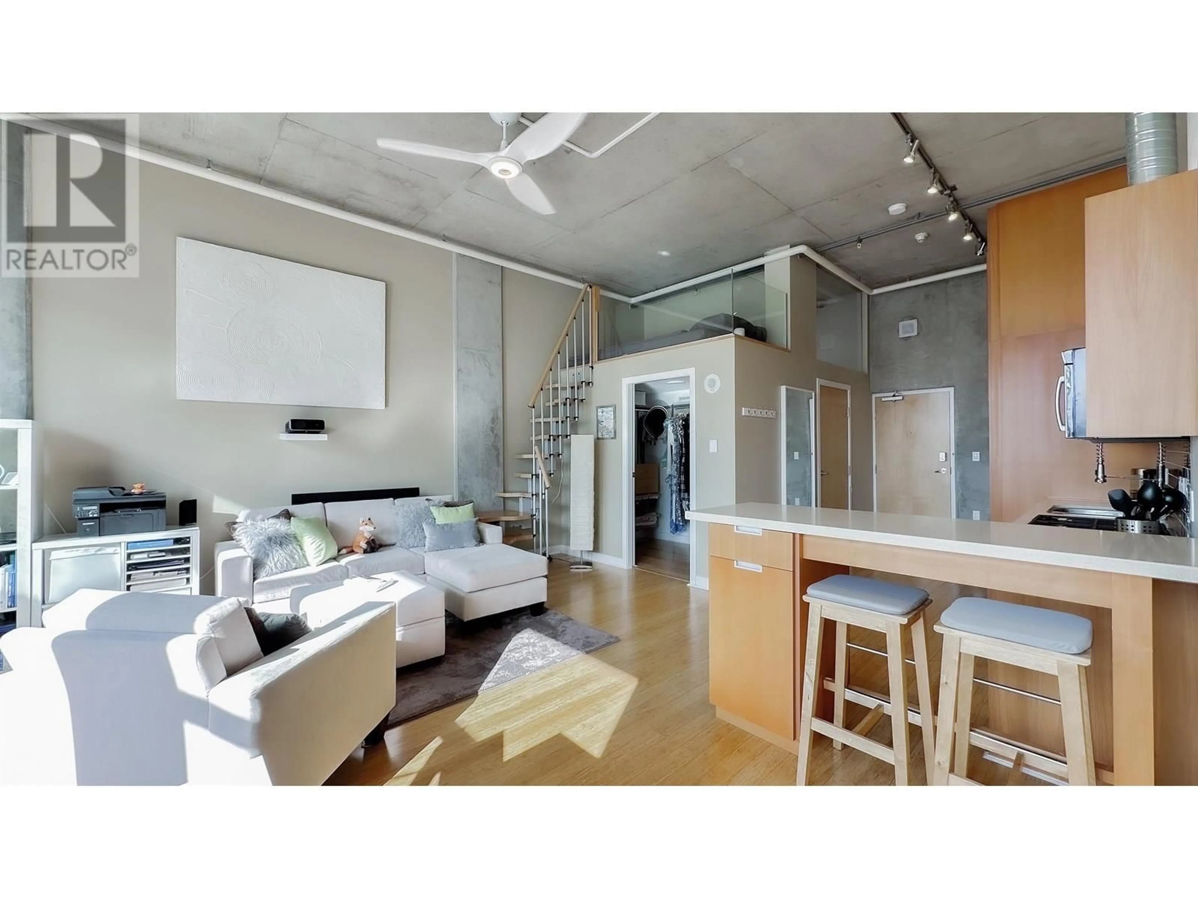 Open concept kitchen, unknown for 304 - 495 6TH AVENUE, Vancouver British Columbia V5Y1L3