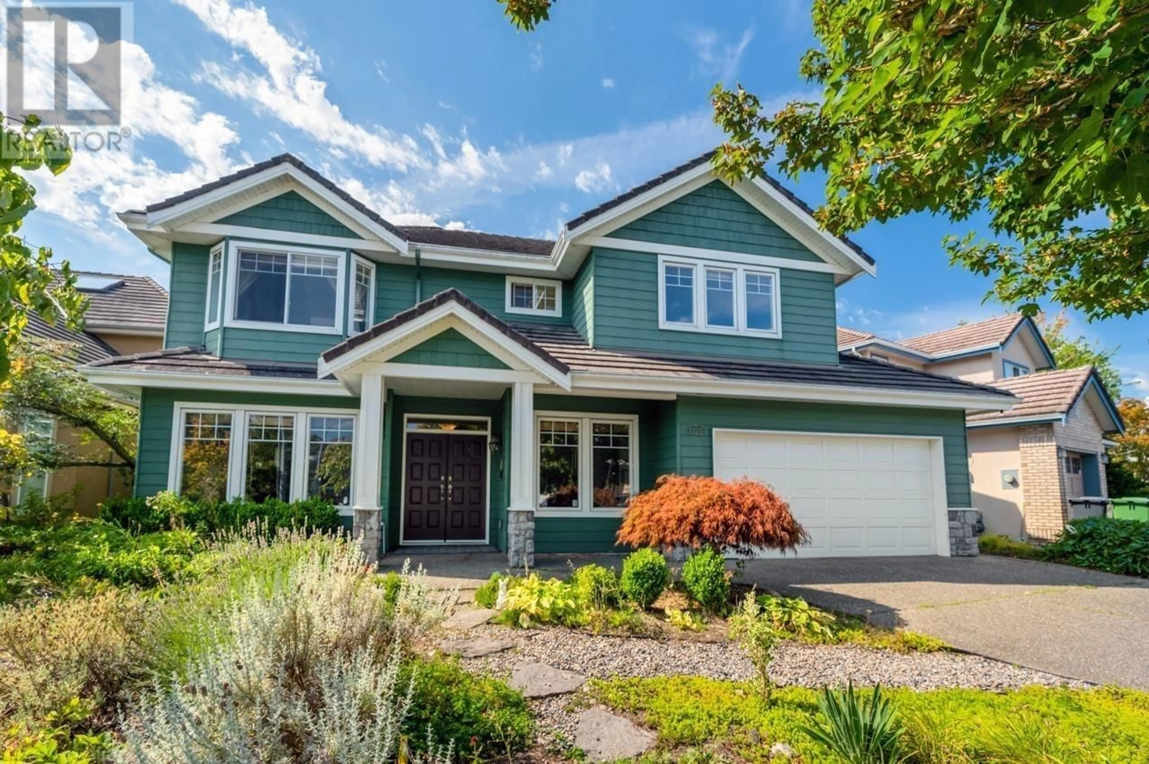 Home with vinyl exterior material, street for 3220 JOHNSON AVENUE, Richmond British Columbia V7C5R3
