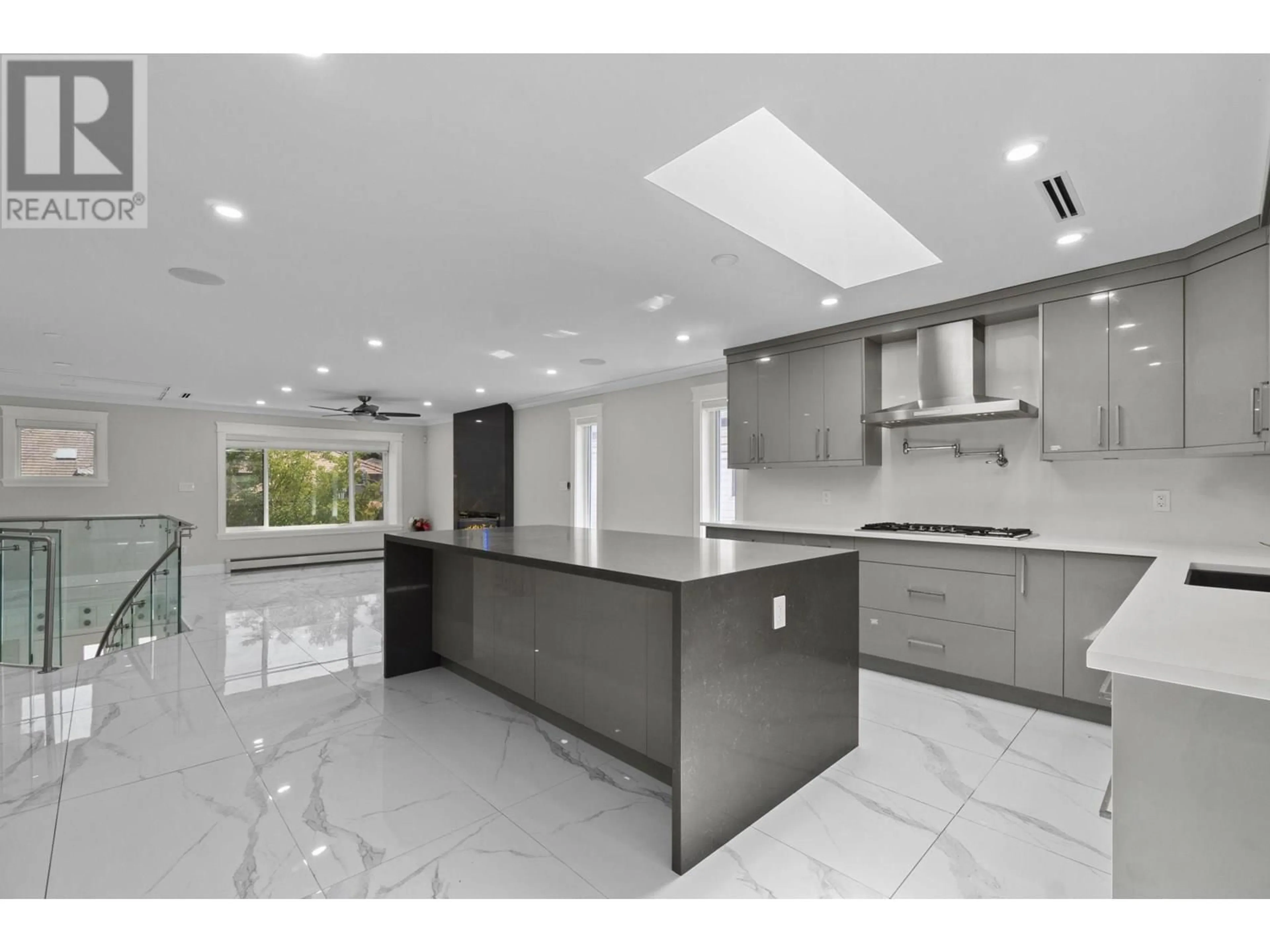 Unknown for 1339 RAMA AVENUE, New Westminster British Columbia V3M6T6