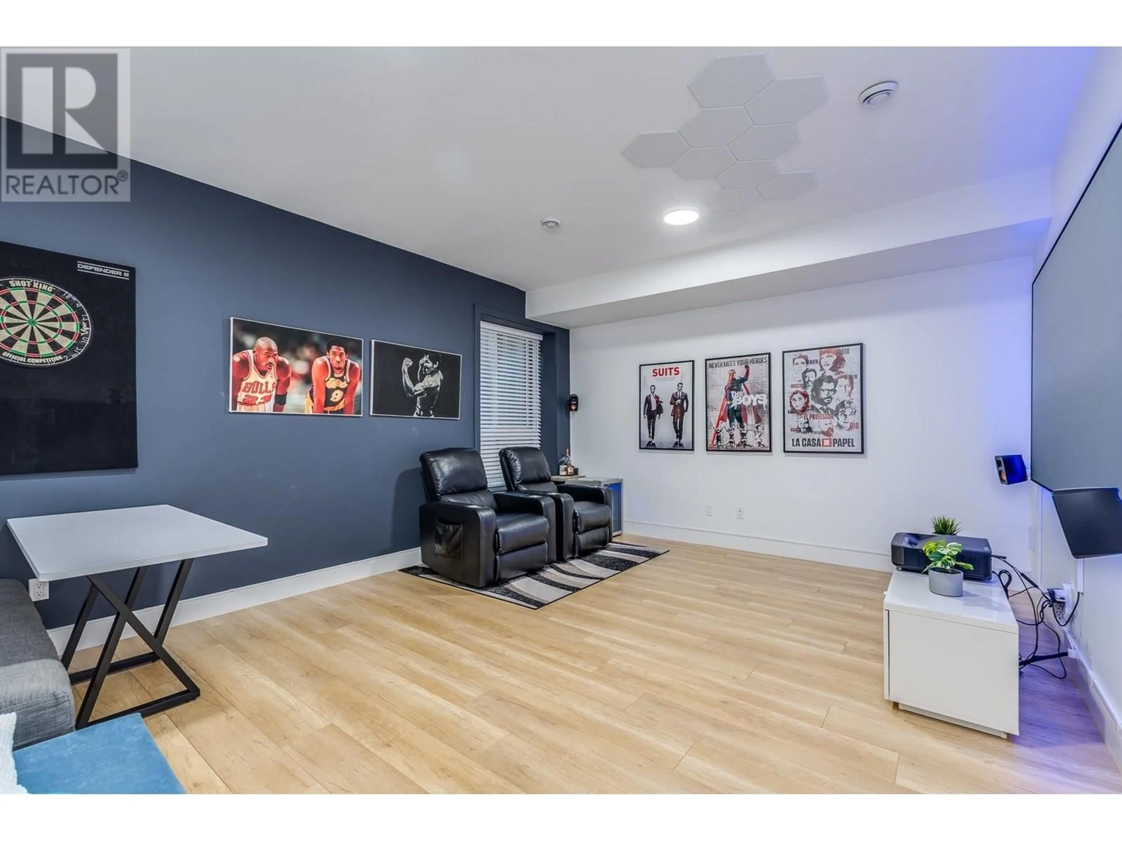 Unknown for 102 - 3419 ROXTON AVENUE, Coquitlam British Columbia V3B0G7