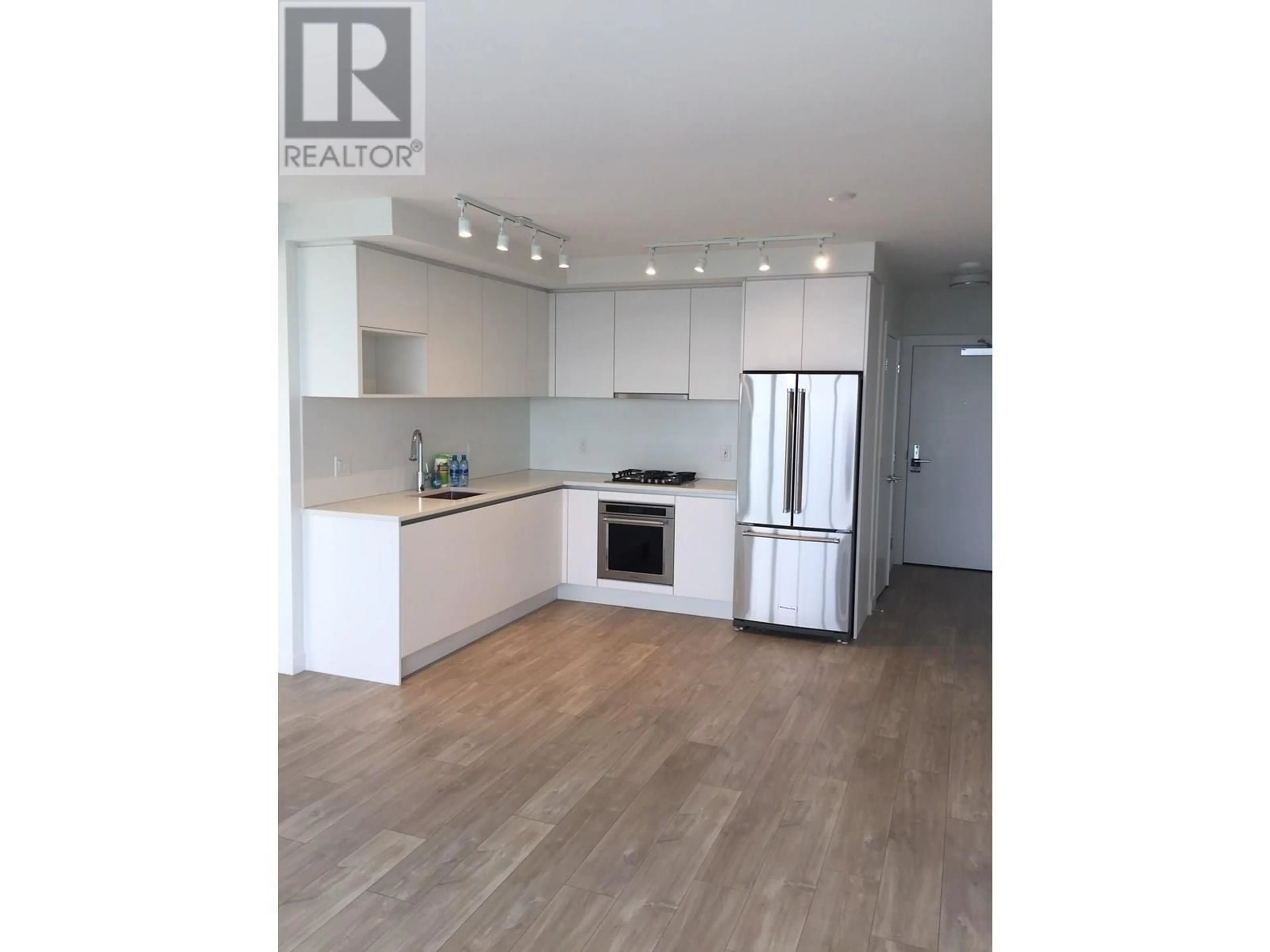 Open concept kitchen, wood/laminate floor for 2602 - 525 FOSTER AVENUE, Coquitlam British Columbia V3J0H6