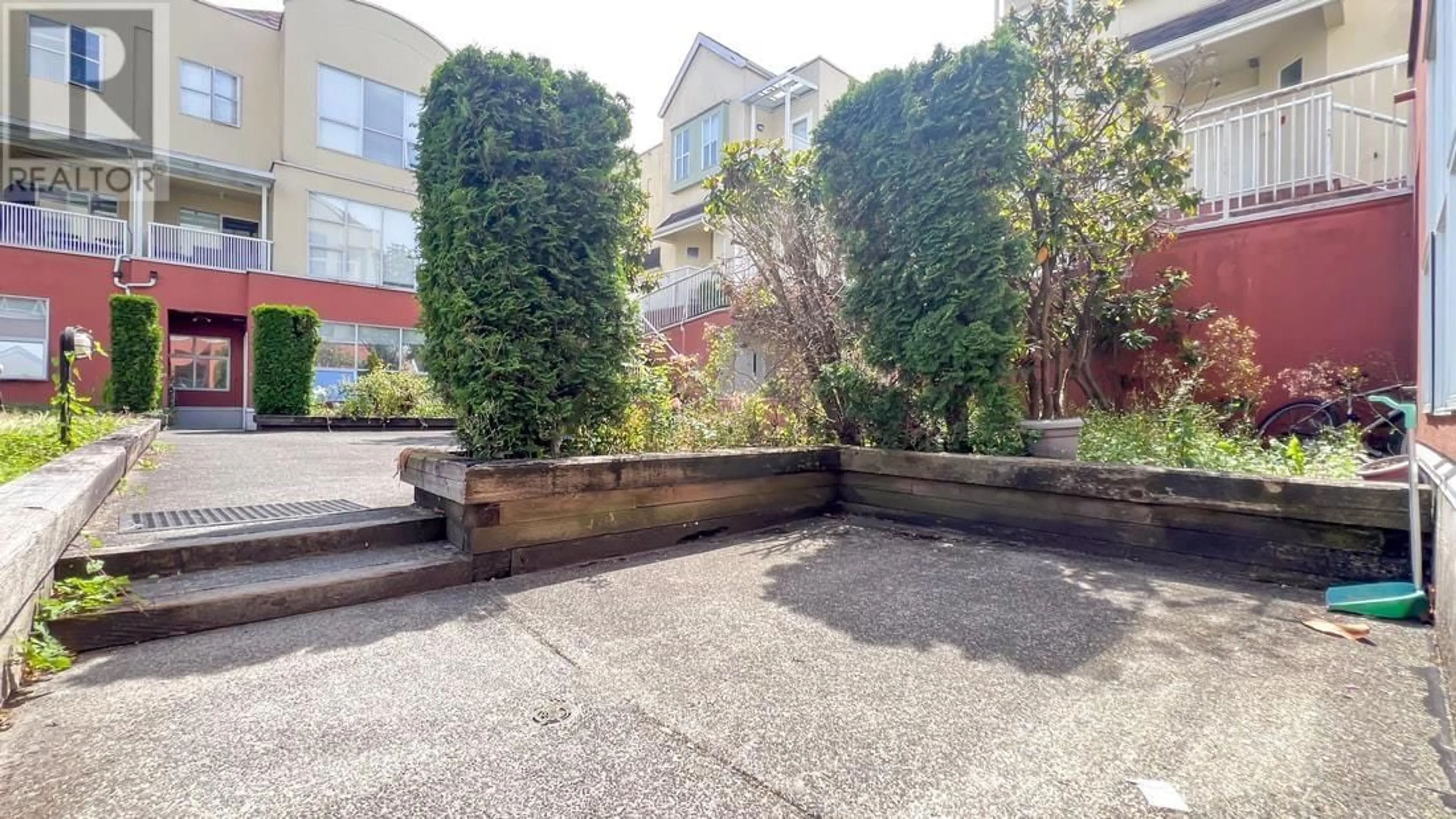 Patio, street for 272 - 8333 JONES ROAD, Richmond British Columbia V6Y3W9