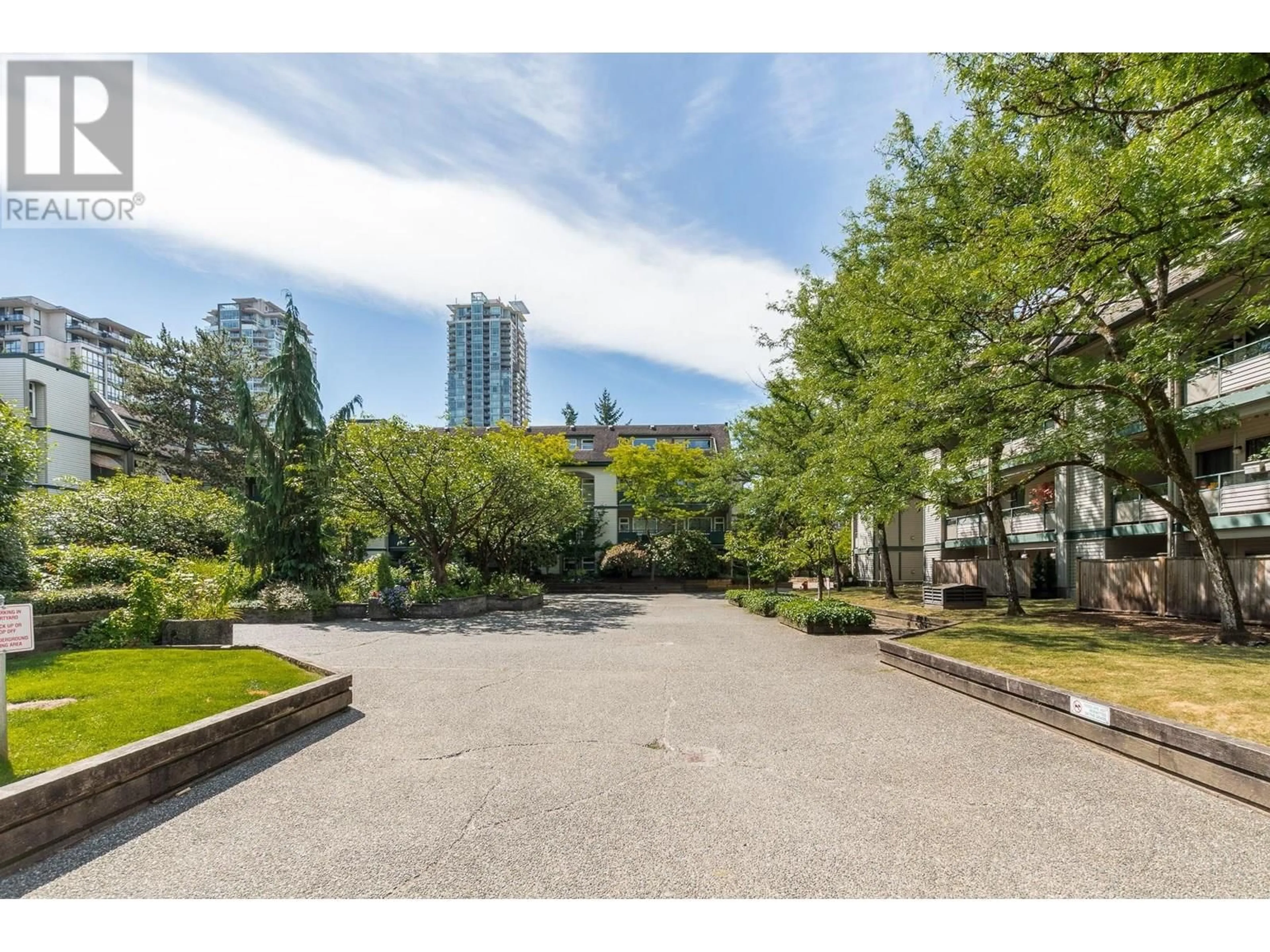 Patio, street for 205 - 1200 PACIFIC STREET, Coquitlam British Columbia V3B6K2