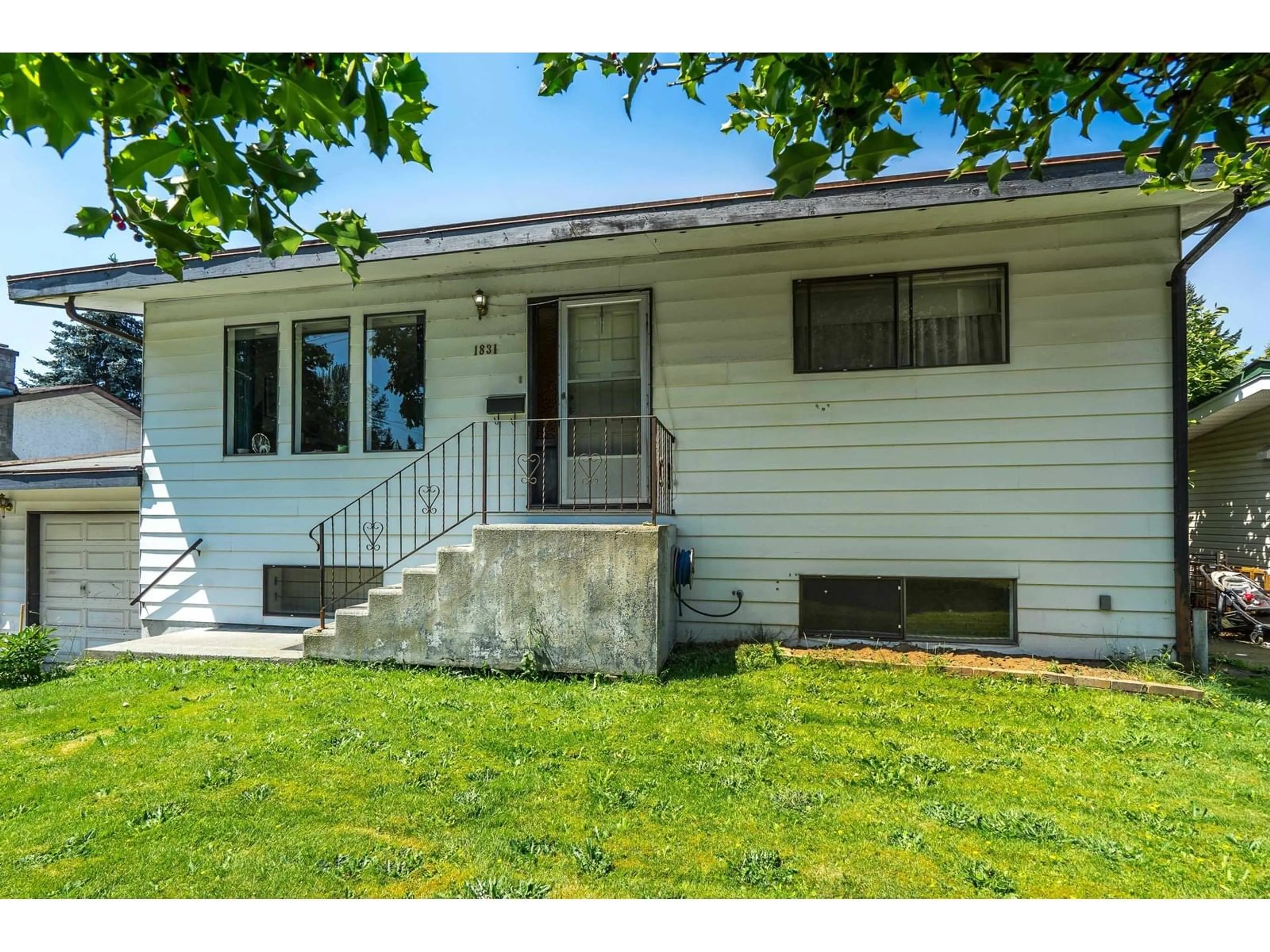 Home with vinyl exterior material, street for 1831 MCKENZIE, Abbotsford British Columbia V2S3Z2