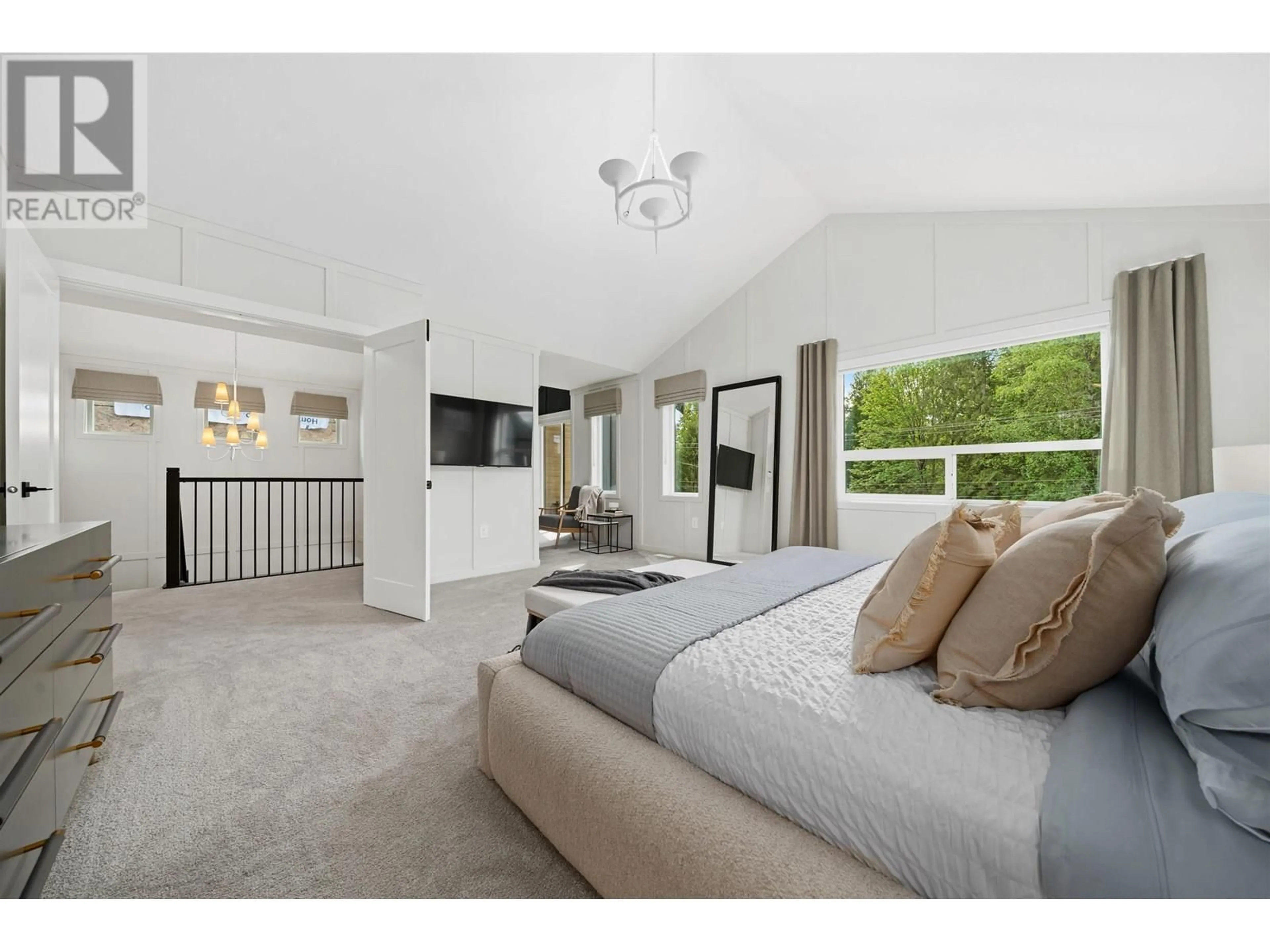 A pic of a room for 11052 LOCKWOOD STREET, Maple Ridge British Columbia V2W1Z6