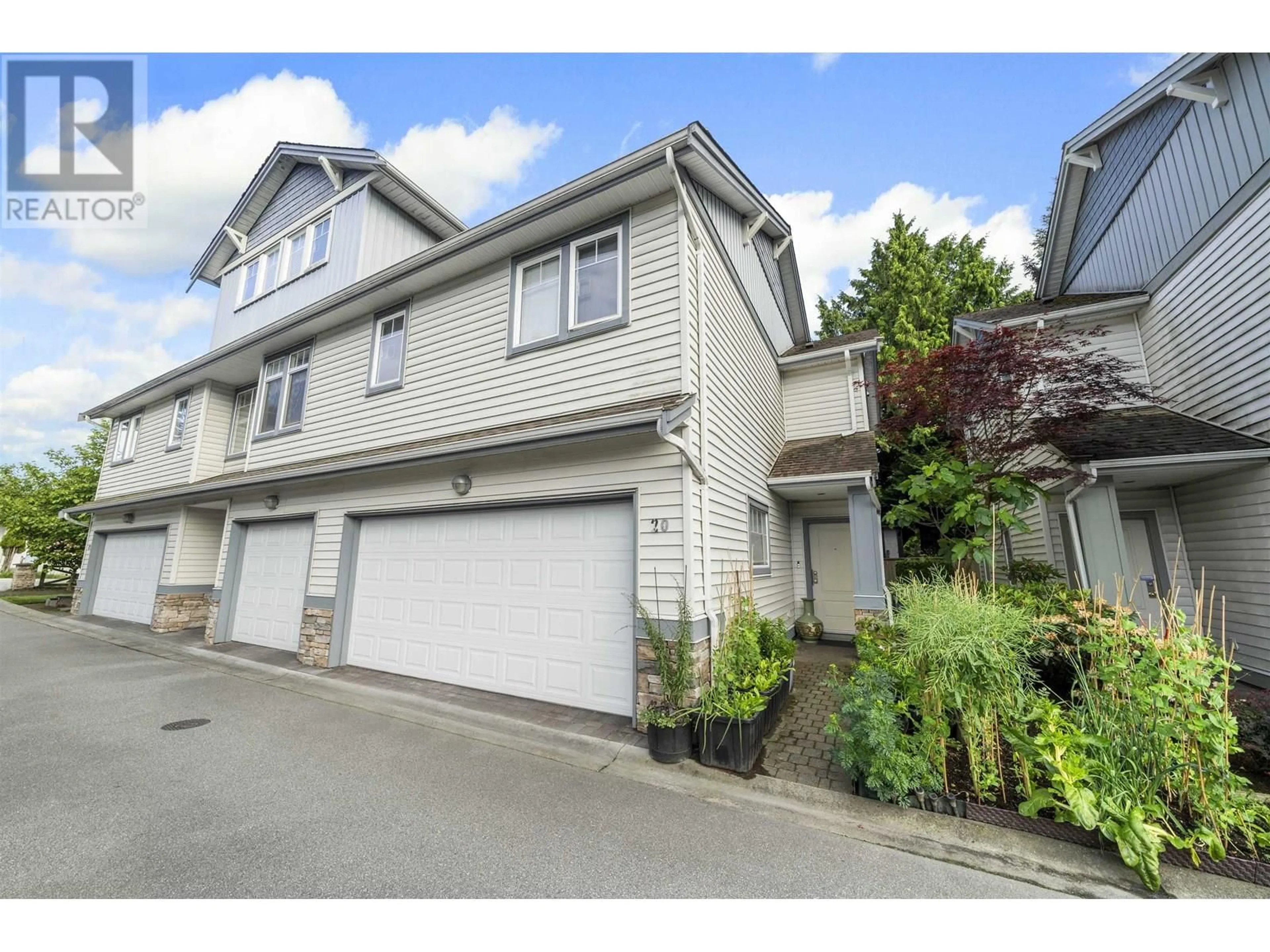 A pic from outside/outdoor area/front of a property/back of a property/a pic from drone, street for 20 - 7331 NO. 4 ROAD, Richmond British Columbia V6Y2T4