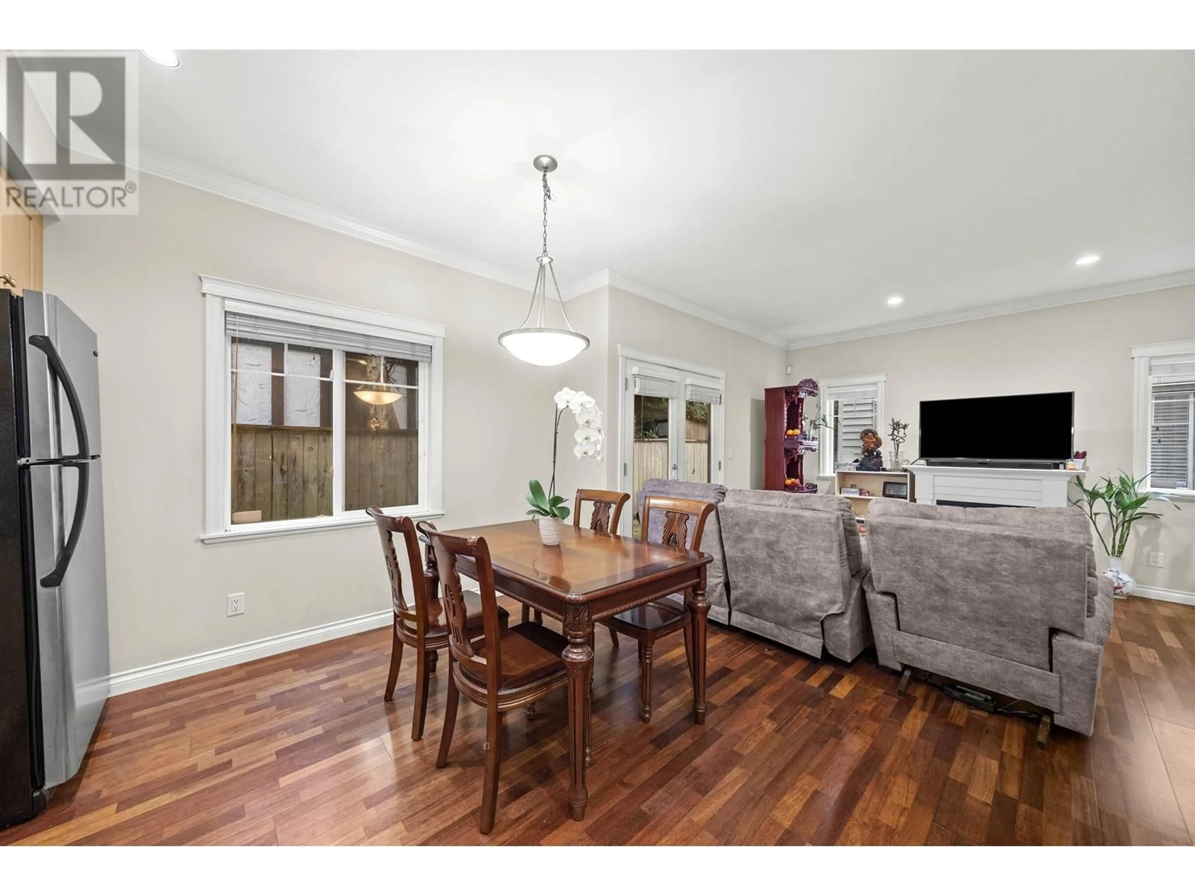 Dining room, wood/laminate floor for 20 - 7331 NO. 4 ROAD, Richmond British Columbia V6Y2T4