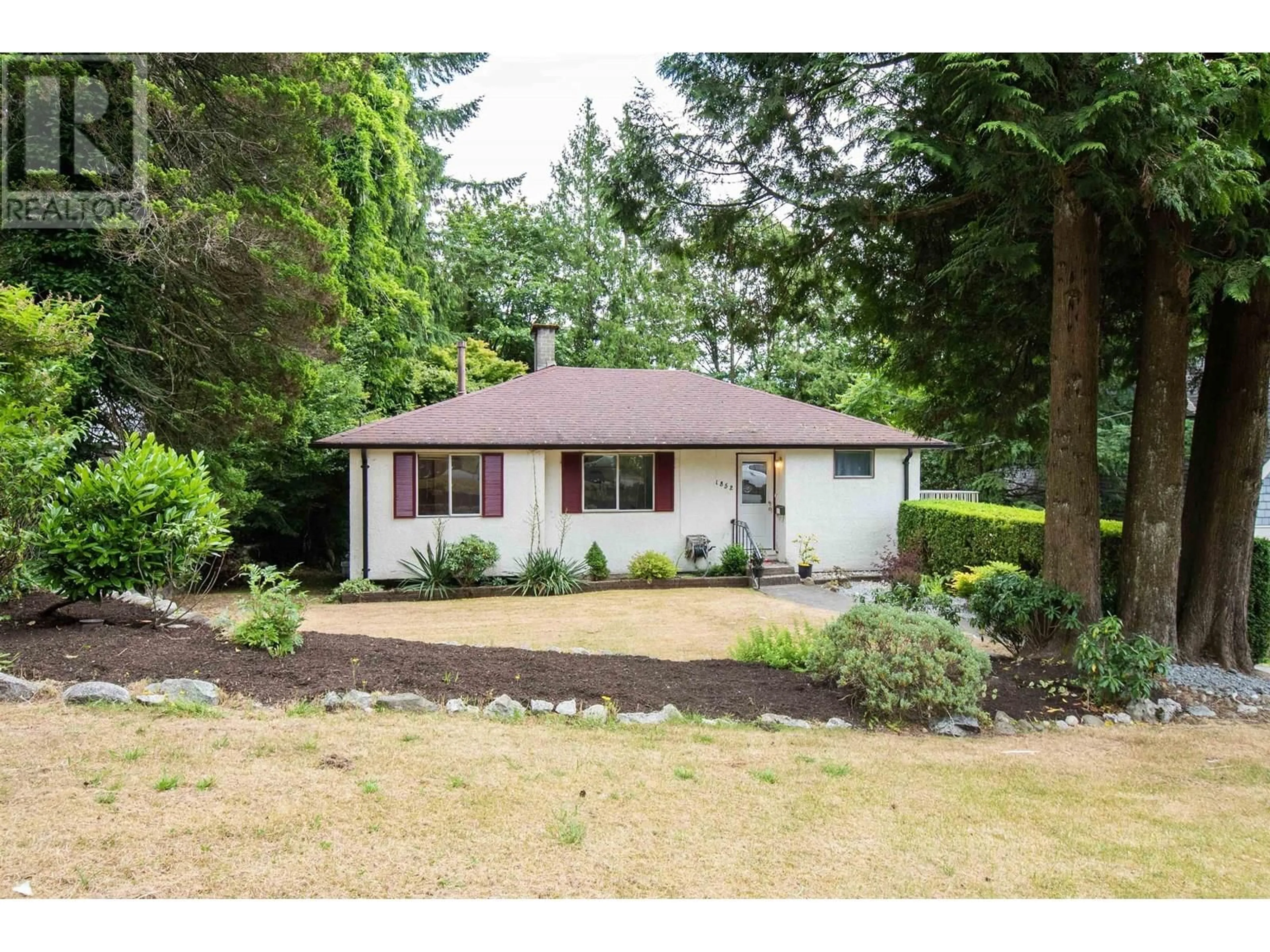 A pic from outside/outdoor area/front of a property/back of a property/a pic from drone, street for 1852 APPIN ROAD, North Vancouver British Columbia V7J2T5