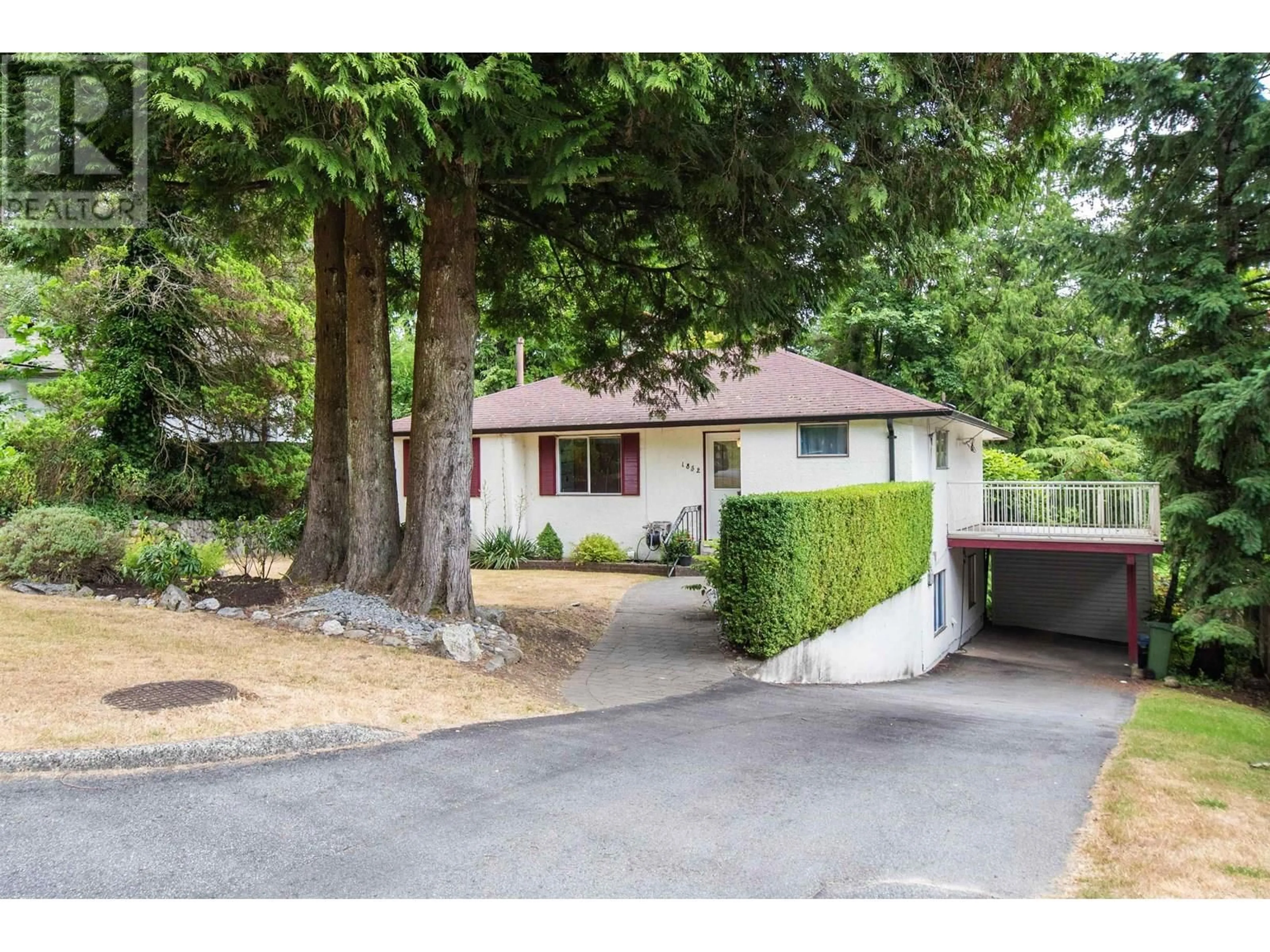 A pic from outside/outdoor area/front of a property/back of a property/a pic from drone, street for 1852 APPIN ROAD, North Vancouver British Columbia V7J2T5