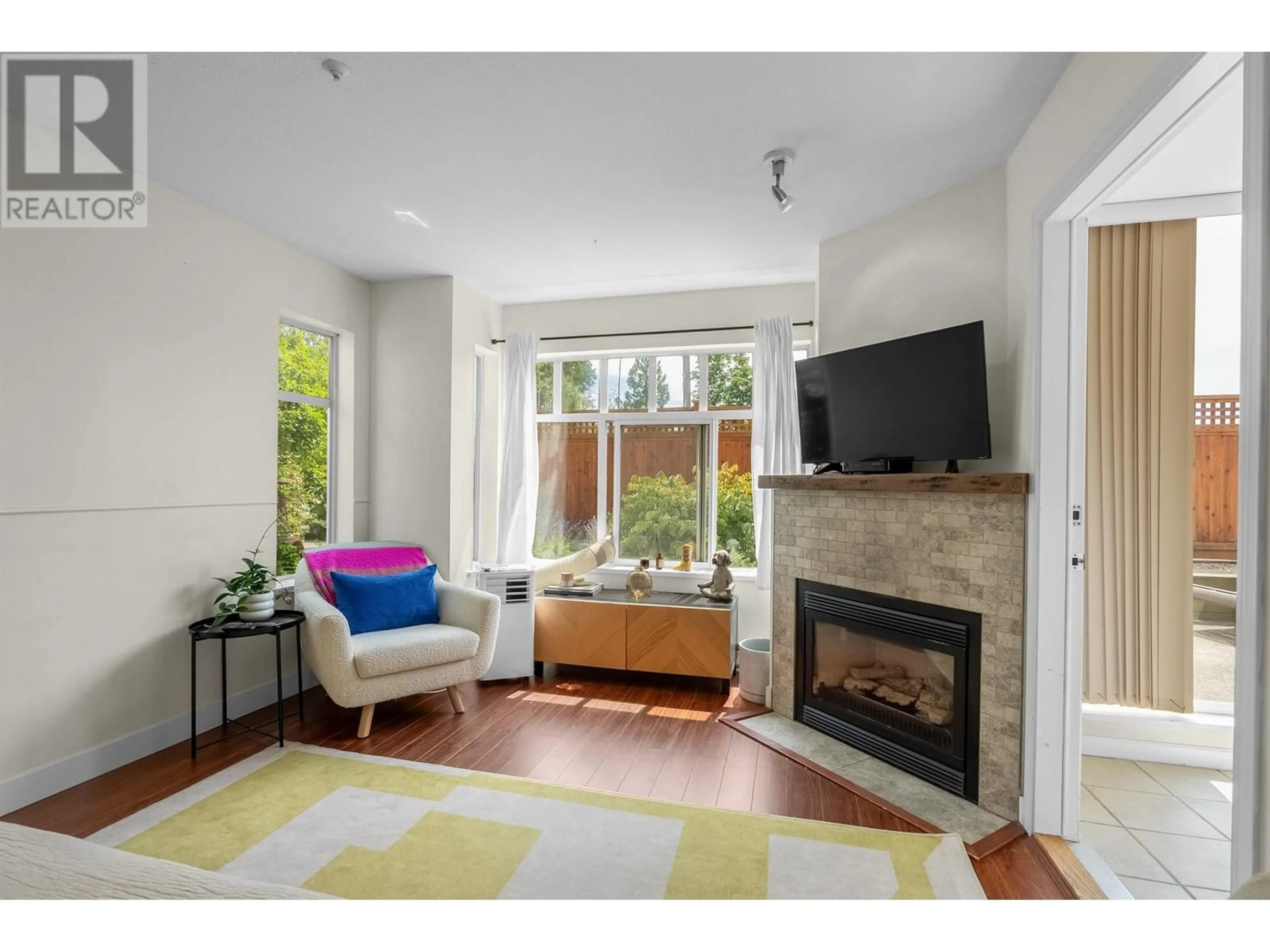 Living room with furniture, unknown for 115 - 630 ROCHE POINT DRIVE, North Vancouver British Columbia V7H3A1