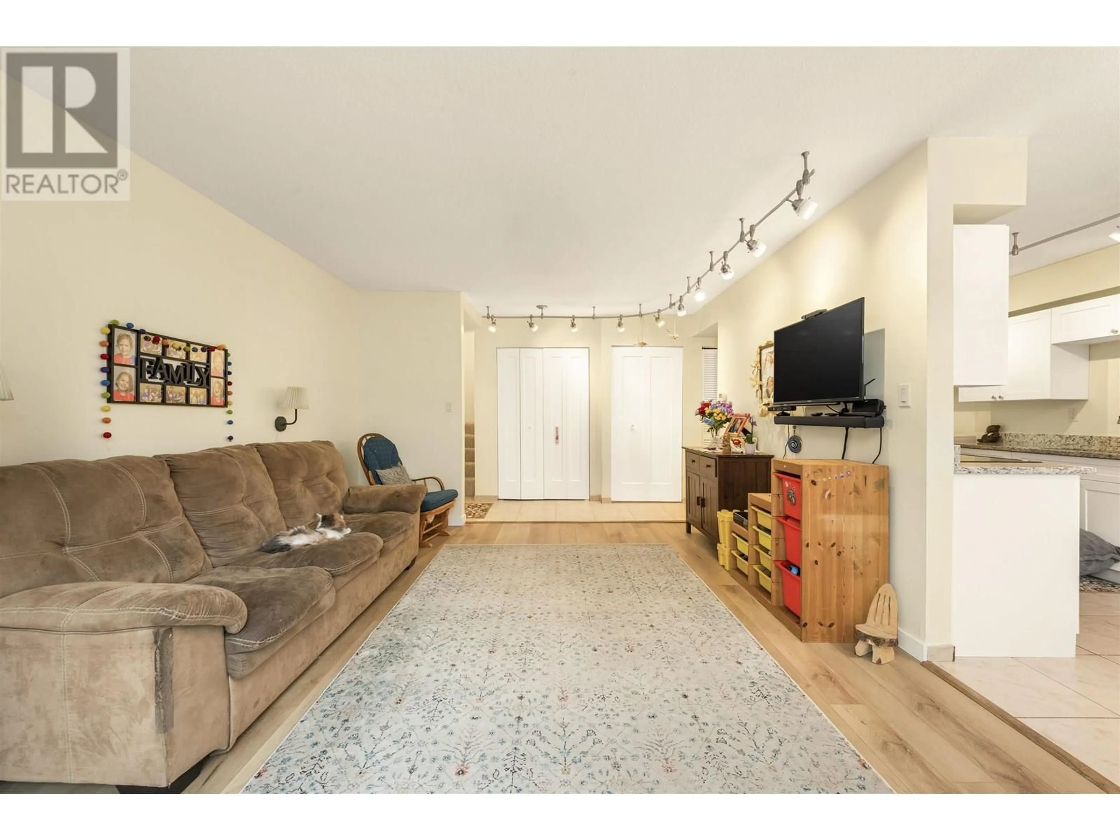 Living room with furniture, unknown for 10902 RYAN ROAD, Richmond British Columbia V7A2G4