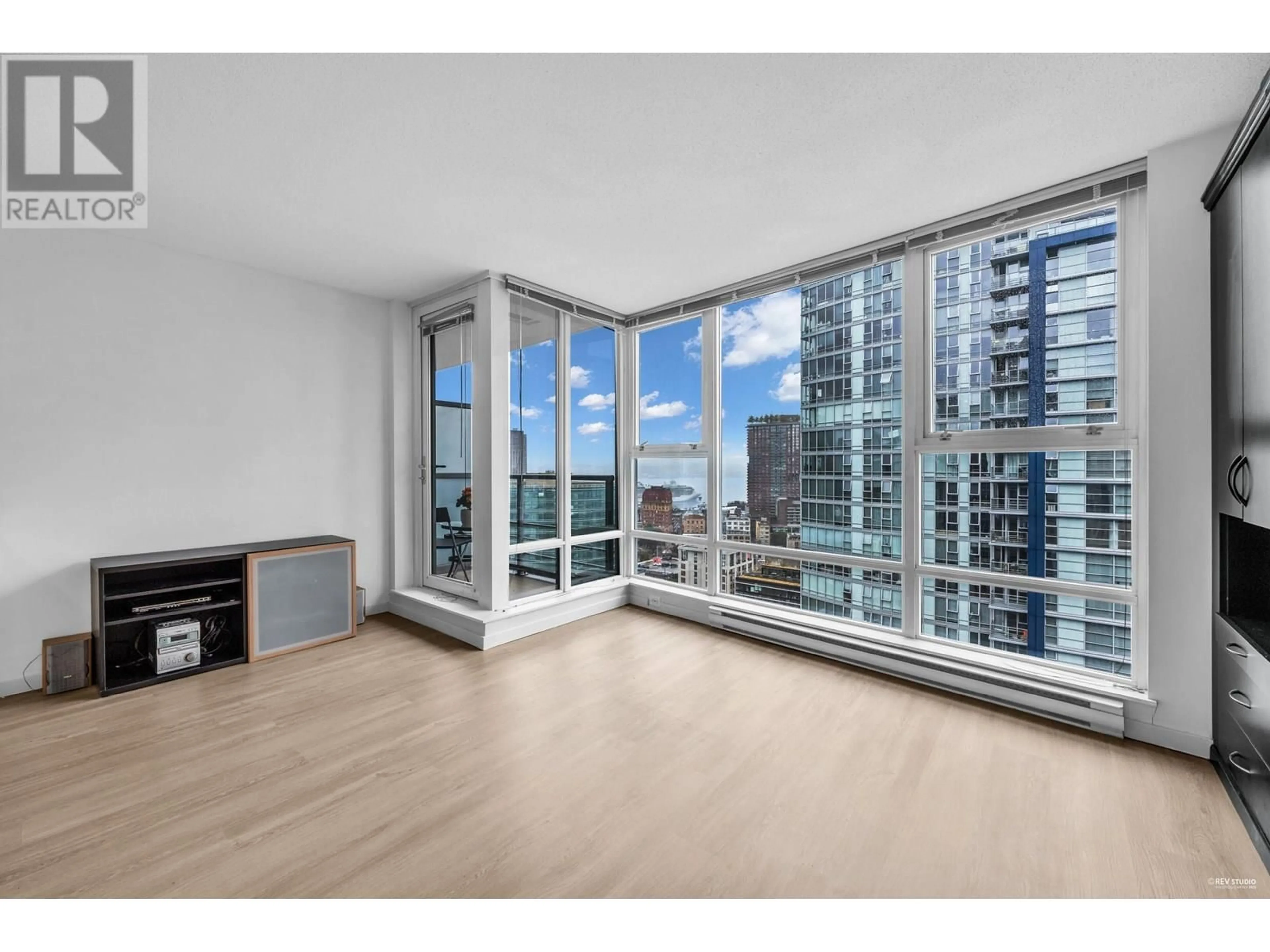 A pic of a room for 2707 - 668 CITADEL PARADE, Vancouver British Columbia V6B1W6