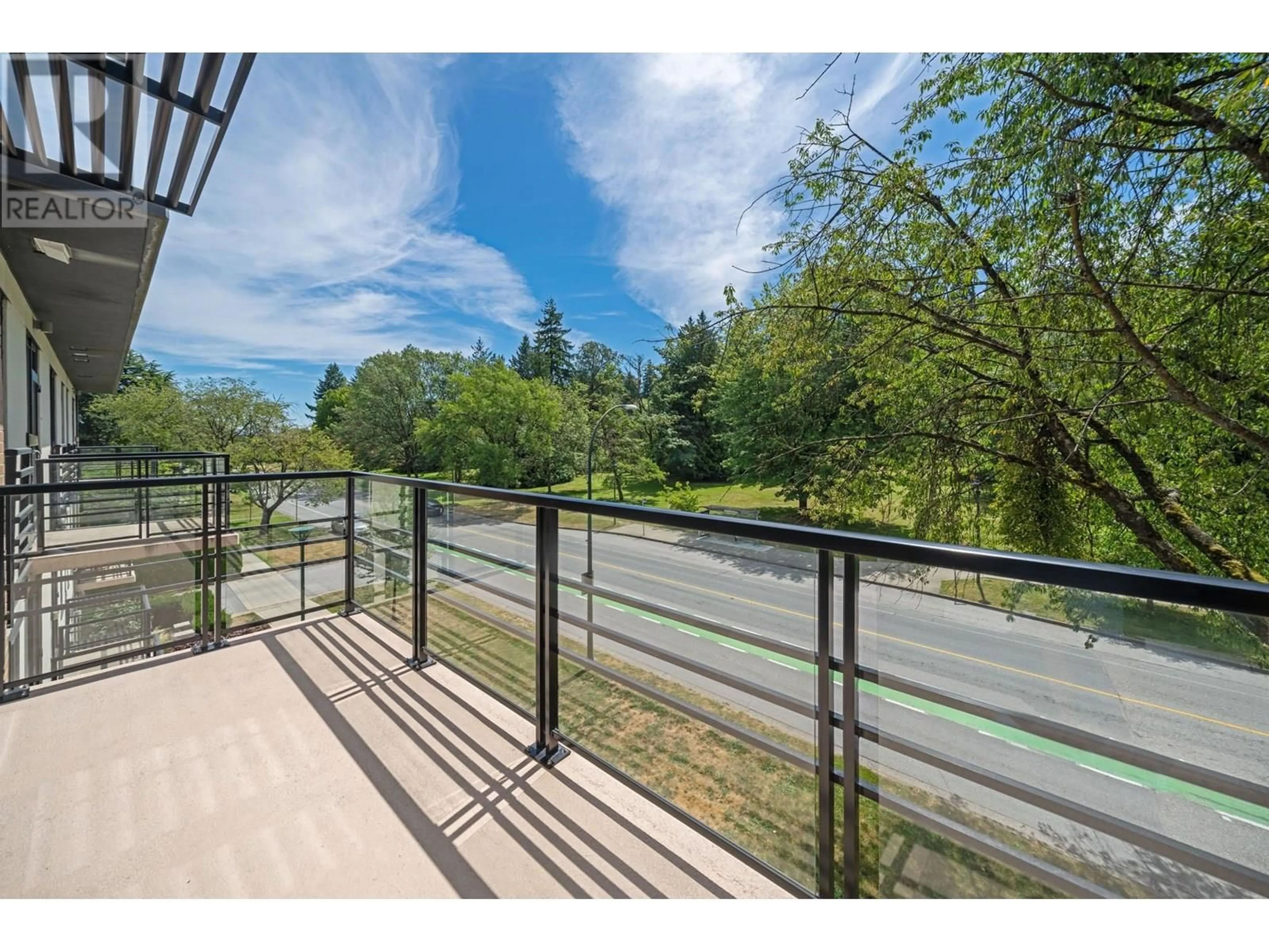Patio, water/lake/river/ocean view for 304 - 4488 CAMBIE STREET, Vancouver British Columbia V5Y0M2