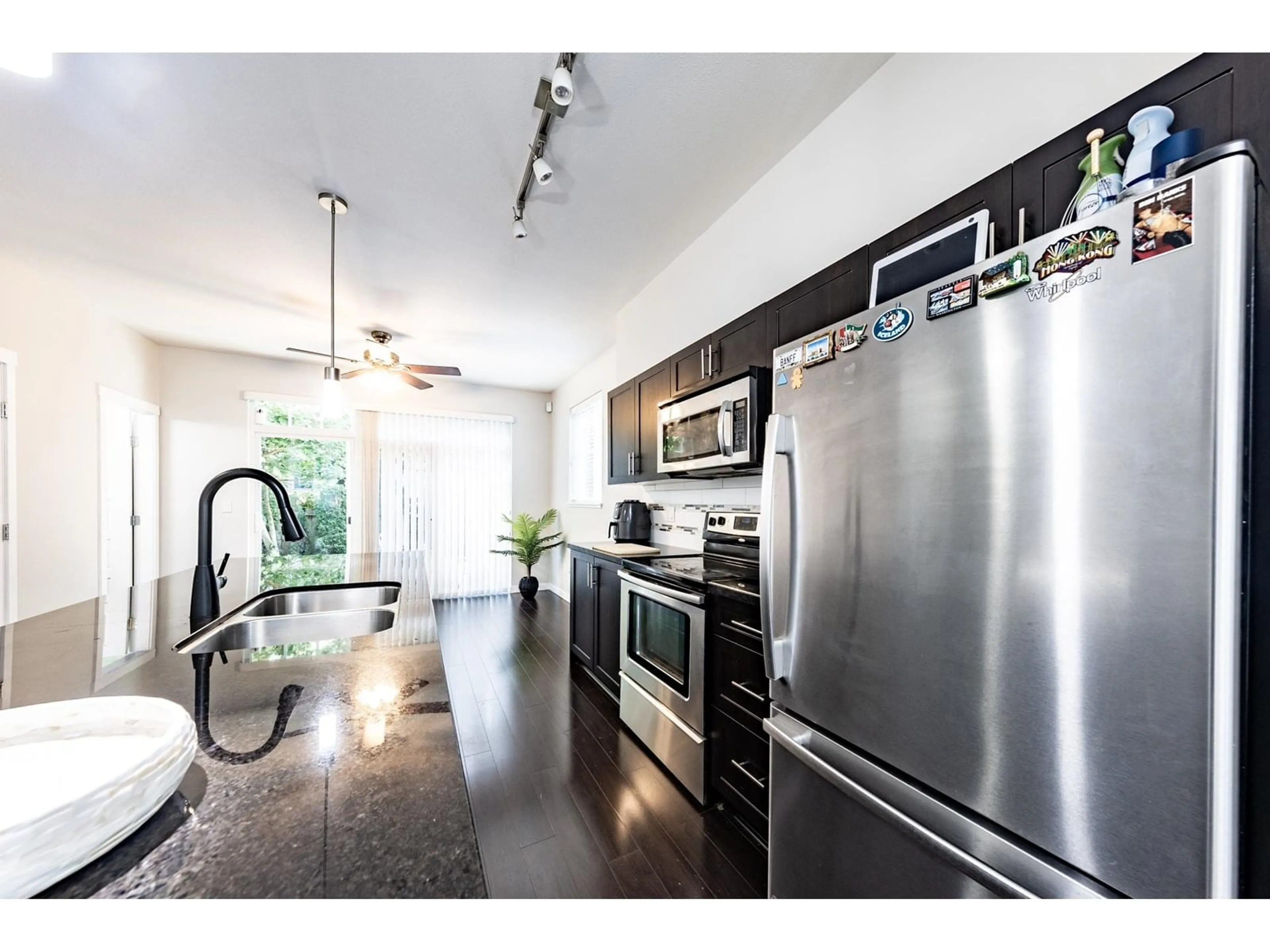 Open concept kitchen, unknown for 78 - 14356 63A, Surrey British Columbia V3X0E3