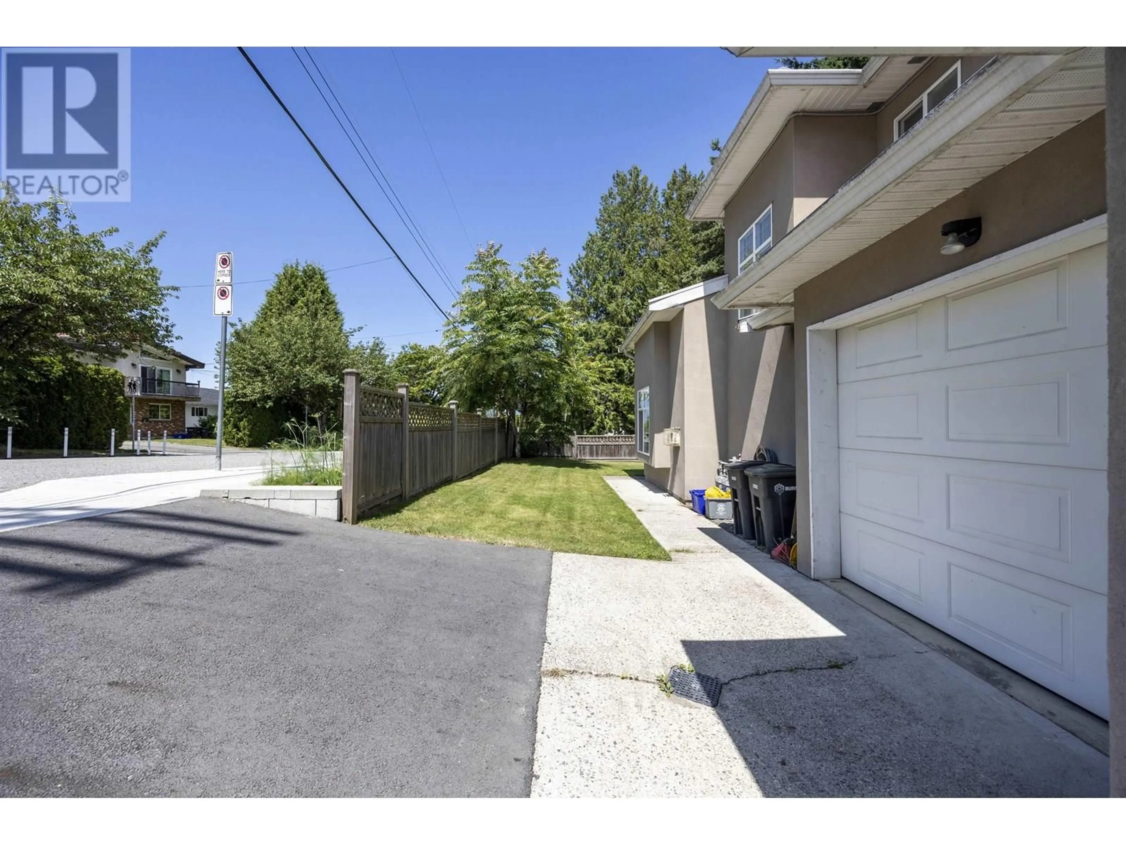 Unknown for 4370 SARDIS STREET, Burnaby British Columbia V5H1K7