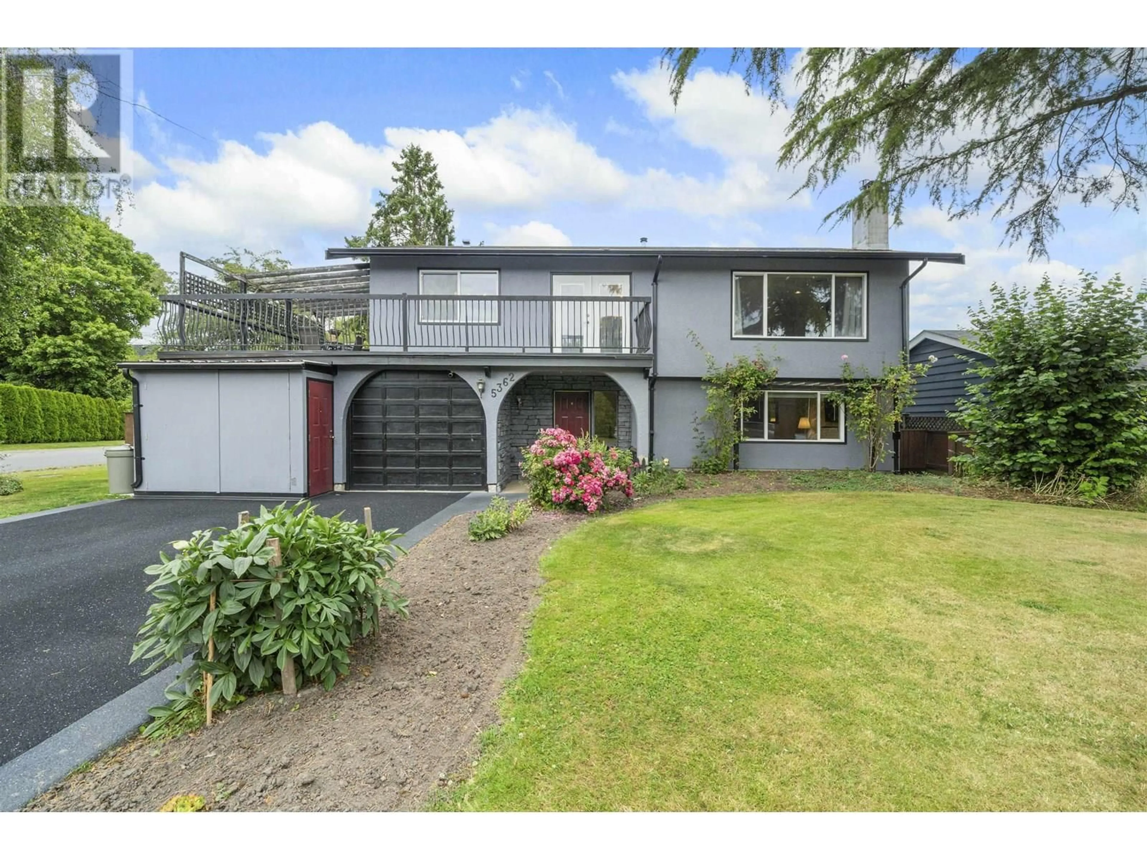 A pic from outside/outdoor area/front of a property/back of a property/a pic from drone, street for 5362 ASPEN WAY, Delta British Columbia V4K3R4