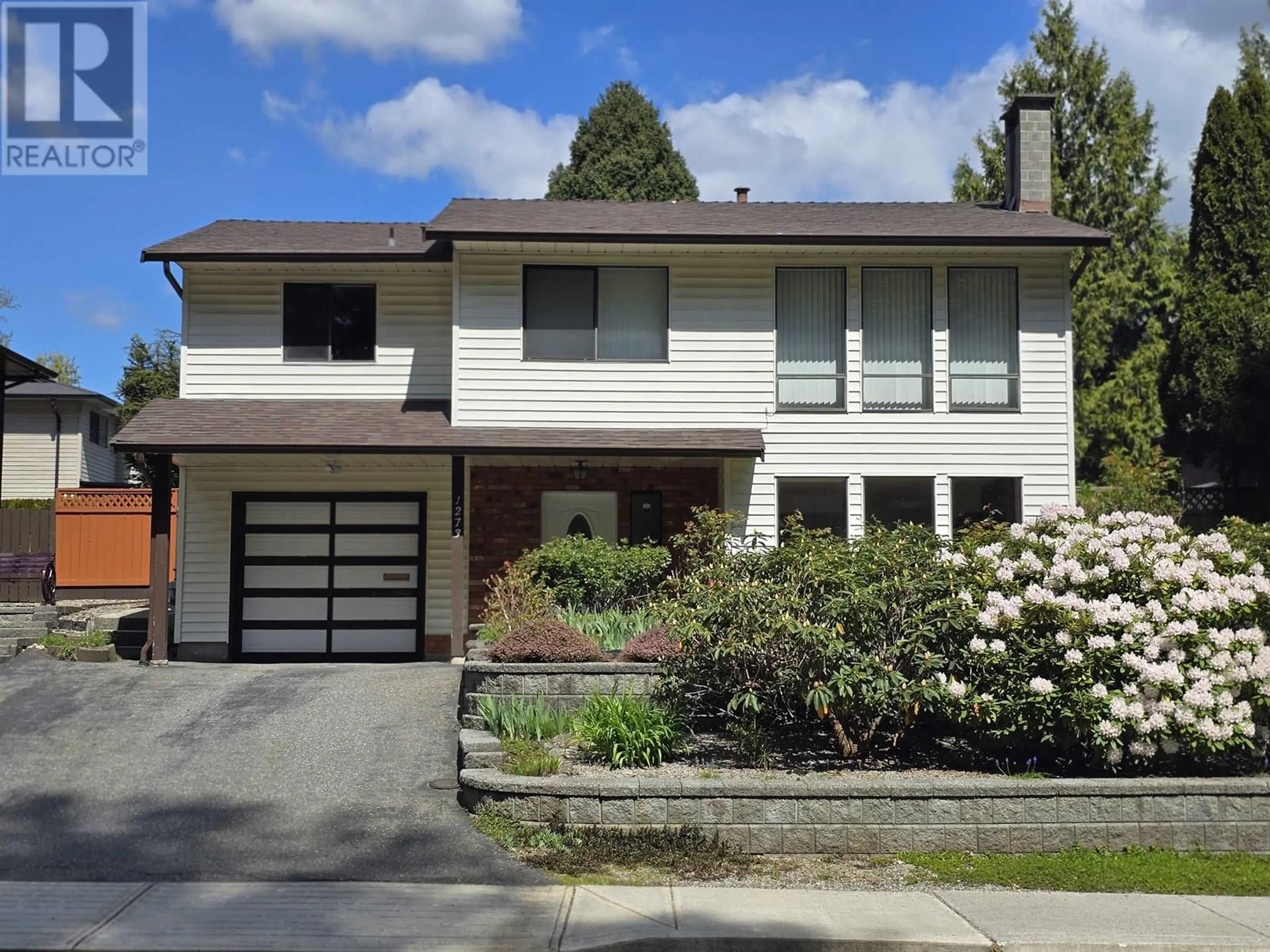 Home with vinyl exterior material, street for 1273 LYNWOOD AVENUE, Port Coquitlam British Columbia V3B6H1