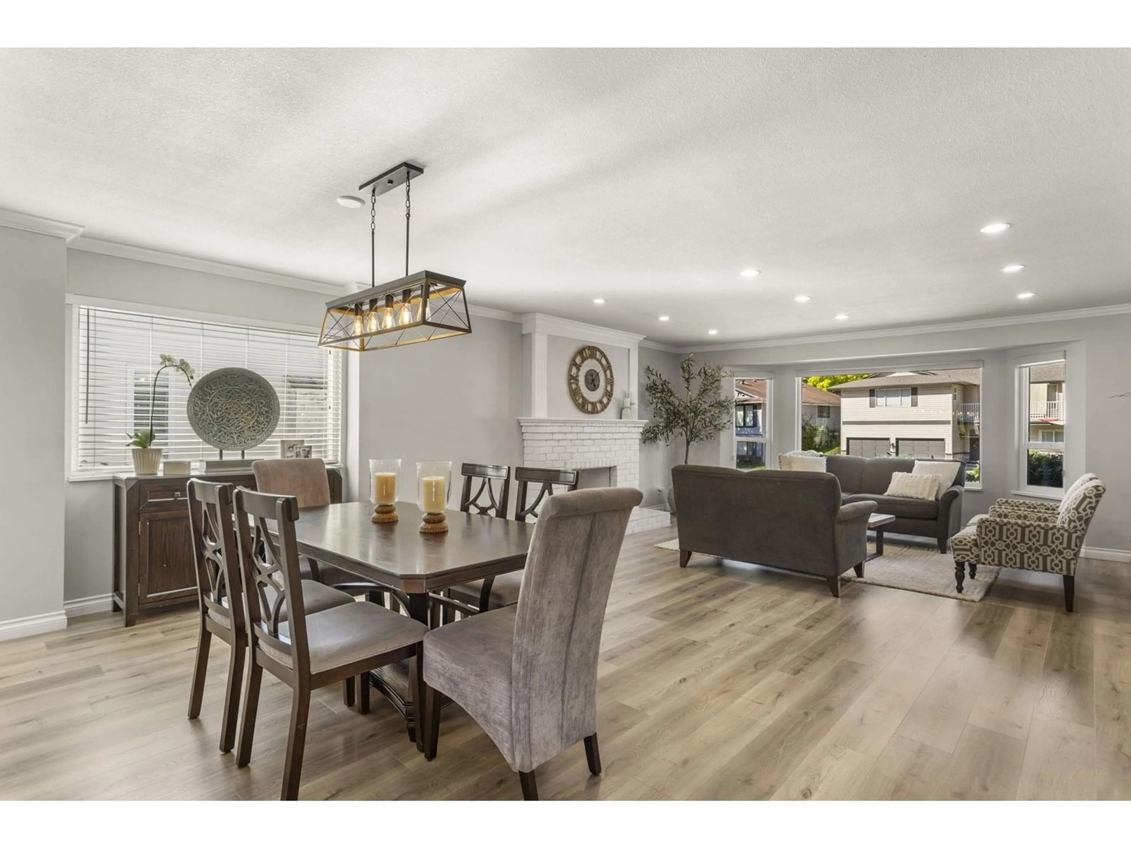 Dining room, unknown for 2335 HARPER, Abbotsford British Columbia V3G2B2