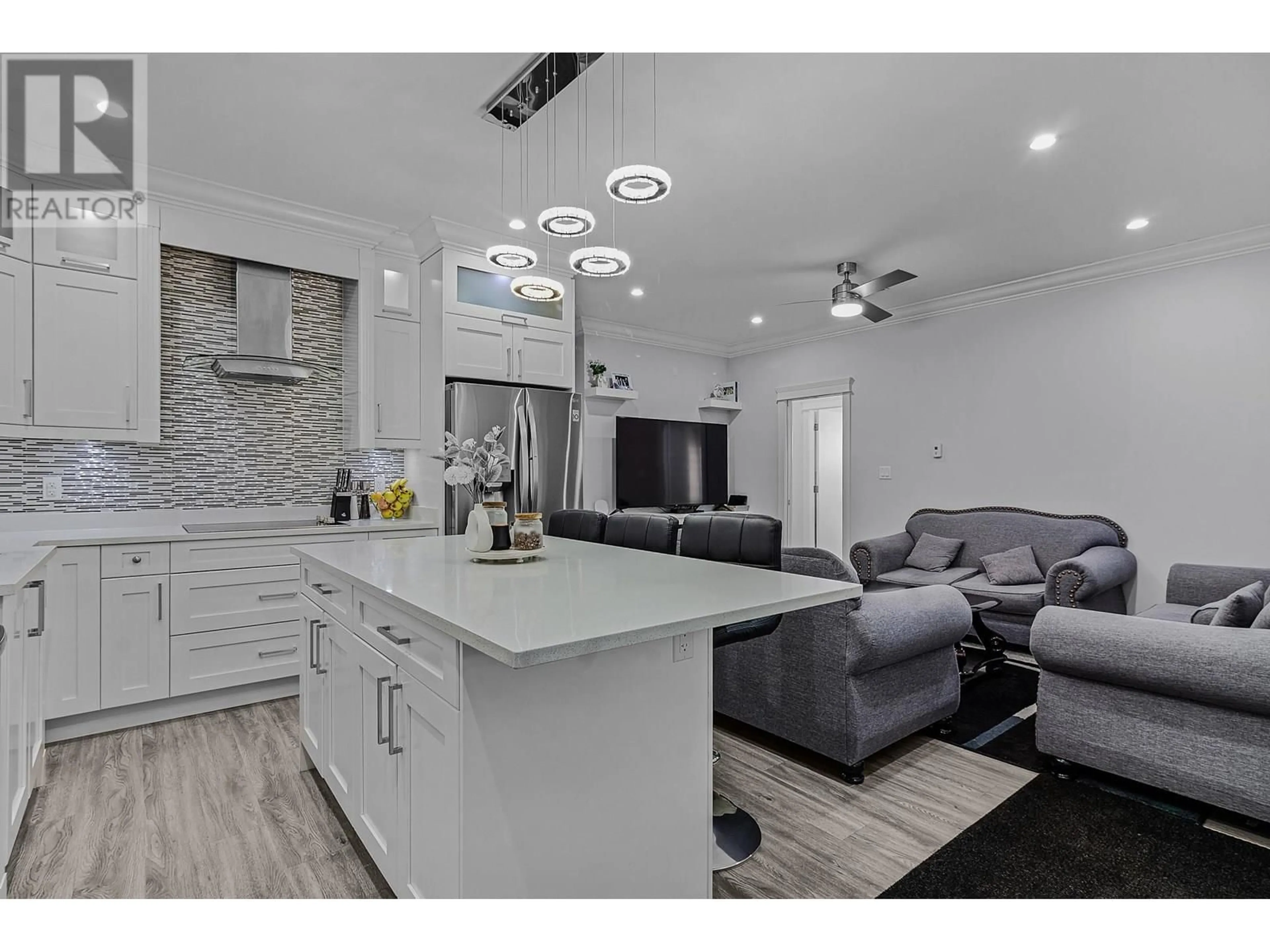 Open concept kitchen, unknown for 8175 10TH AVENUE, Burnaby British Columbia V3N2S5