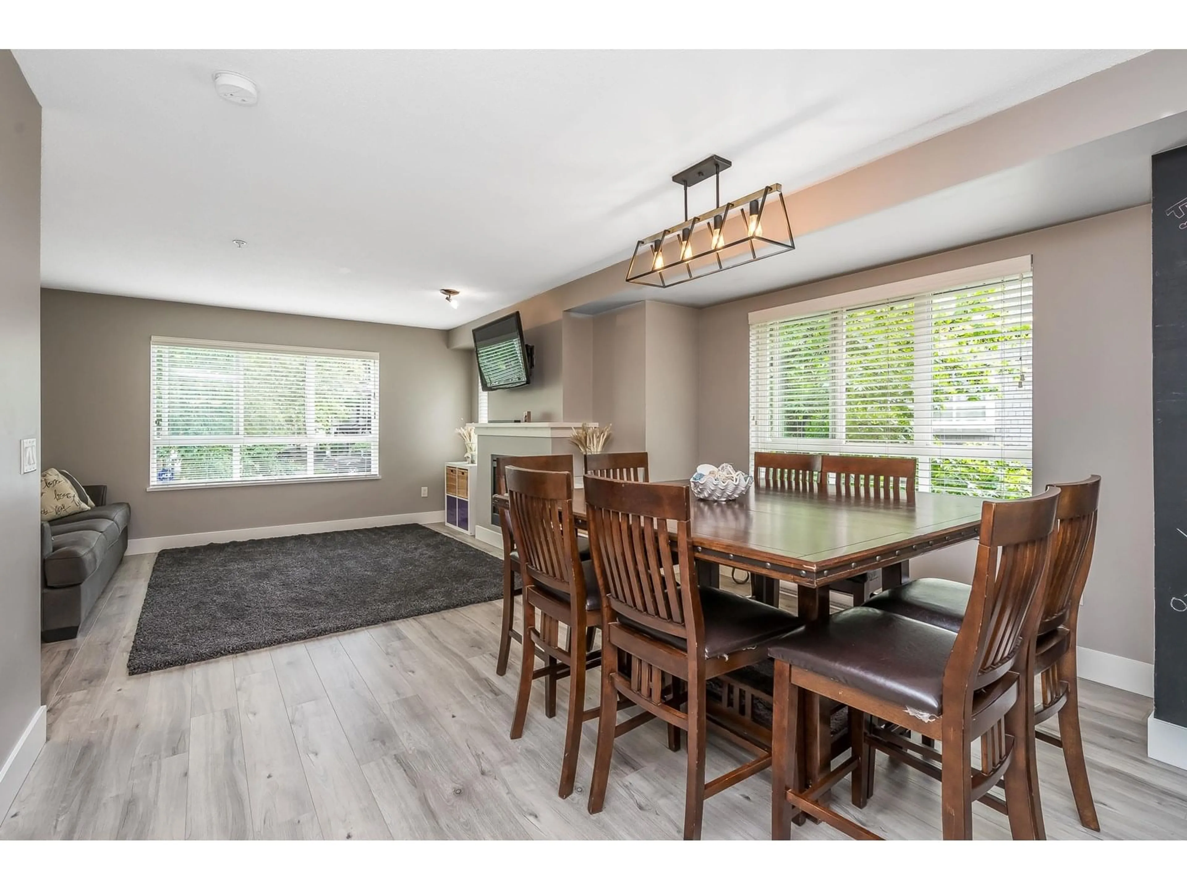 Dining room, wood/laminate floor for 1 - 6747 203, Langley British Columbia V2Y3B5