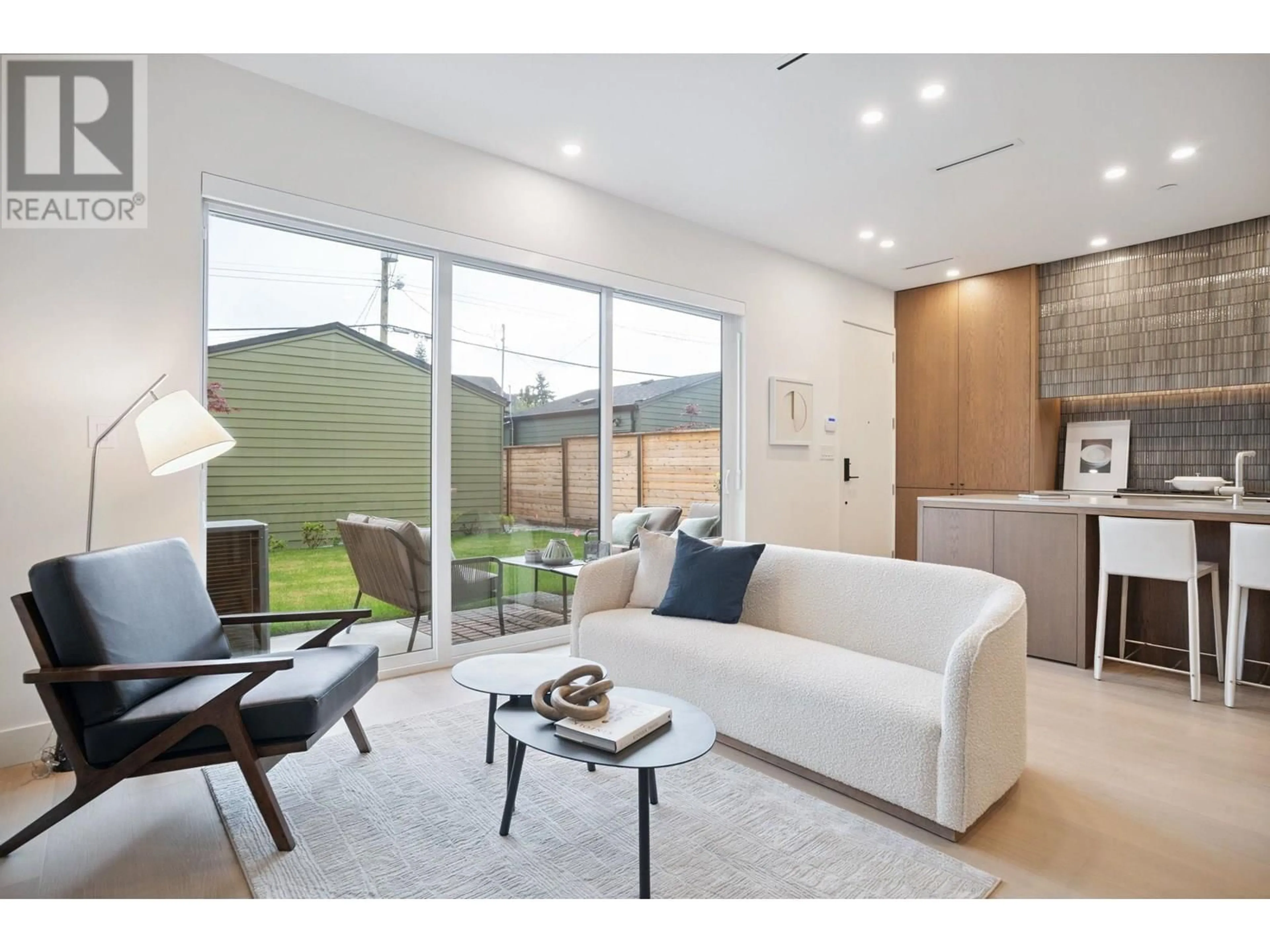 Living room with furniture, unknown for 2 - 4756 ARGYLE STREET, Vancouver British Columbia V5N3X8