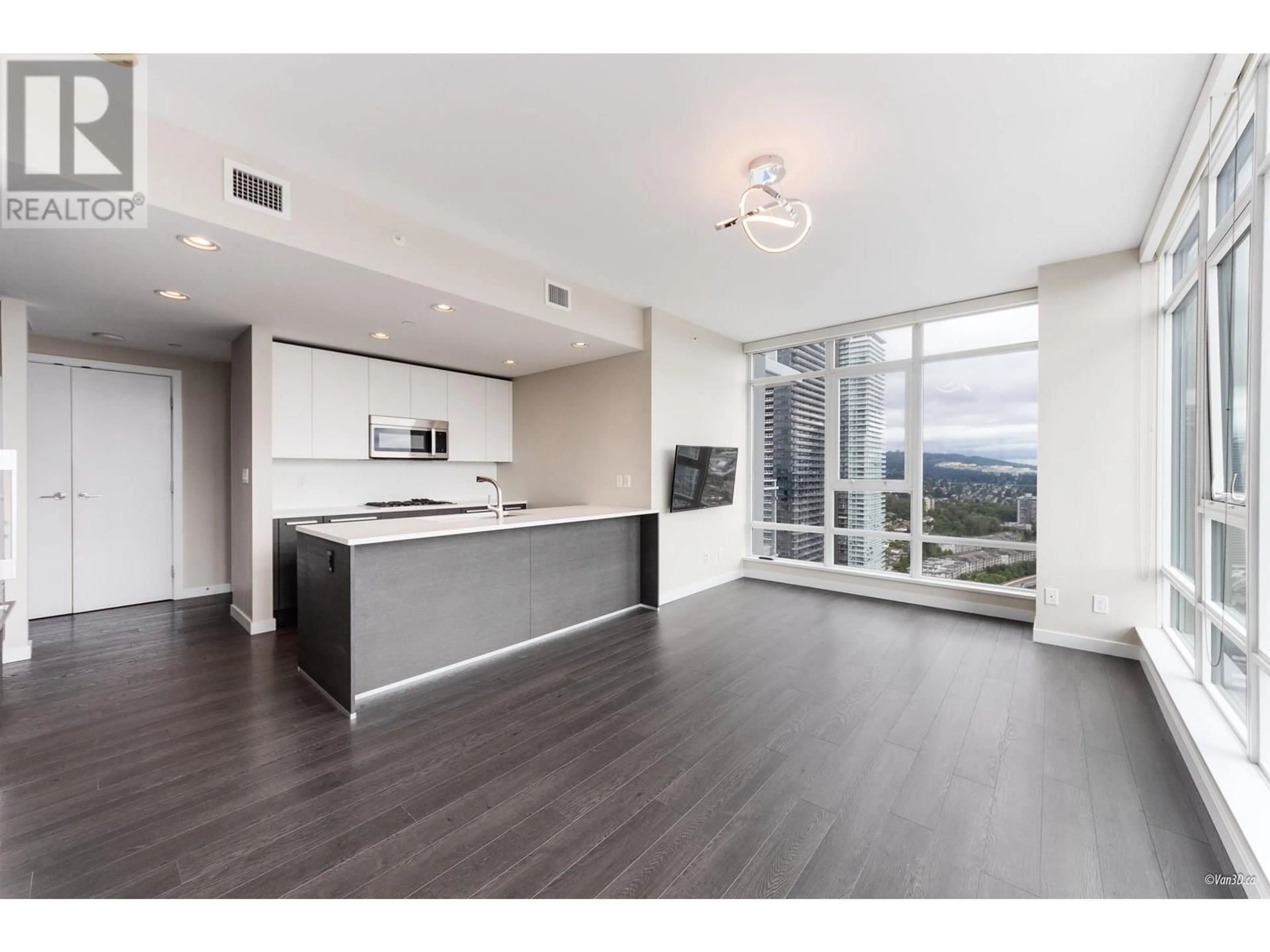 Open concept kitchen, wood/laminate floor for 3008 - 4485 SKYLINE DRIVE, Burnaby British Columbia V5C0J2