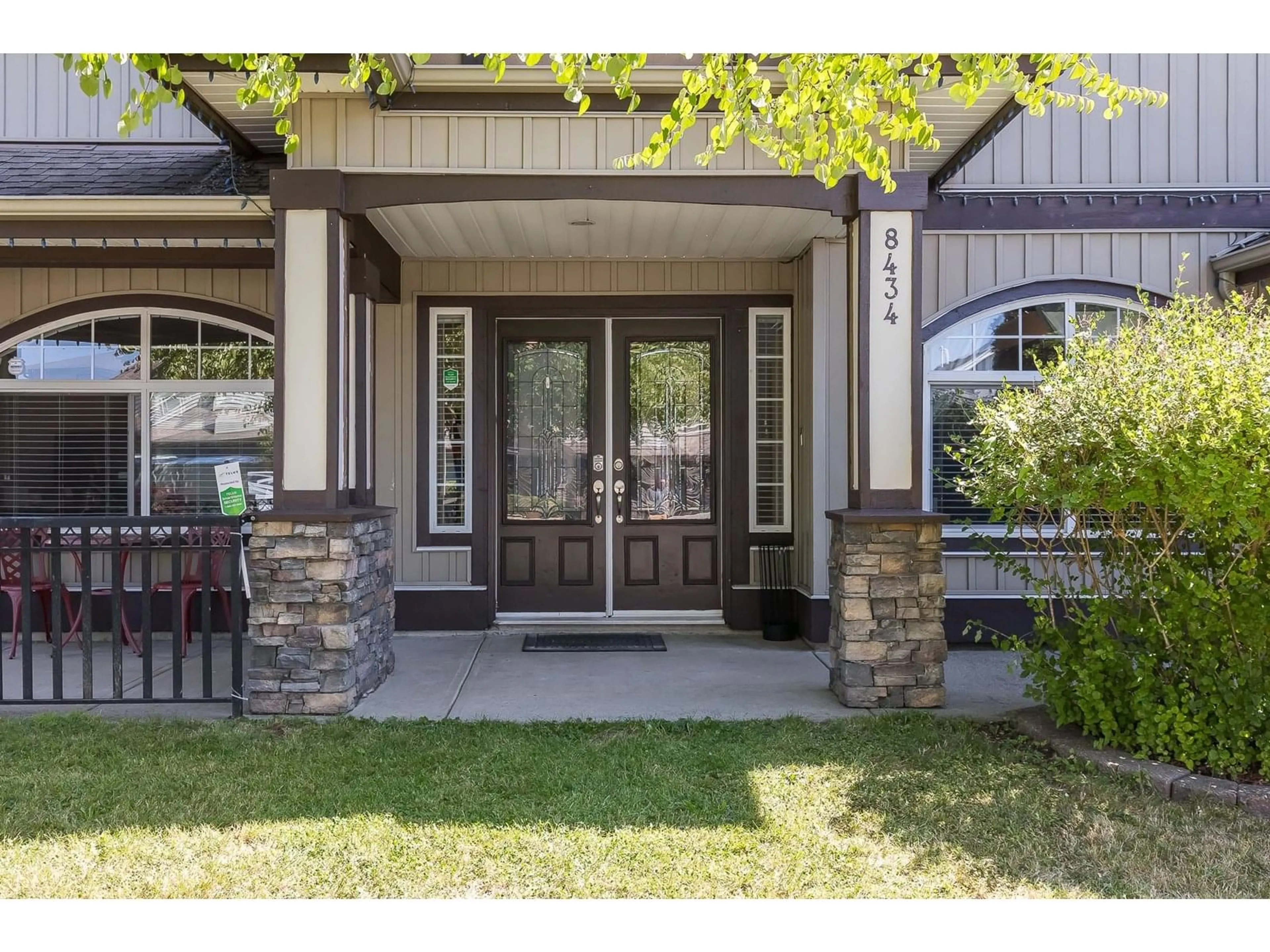 Indoor entryway for 8434 FENNELL, Mission British Columbia V4S1M5