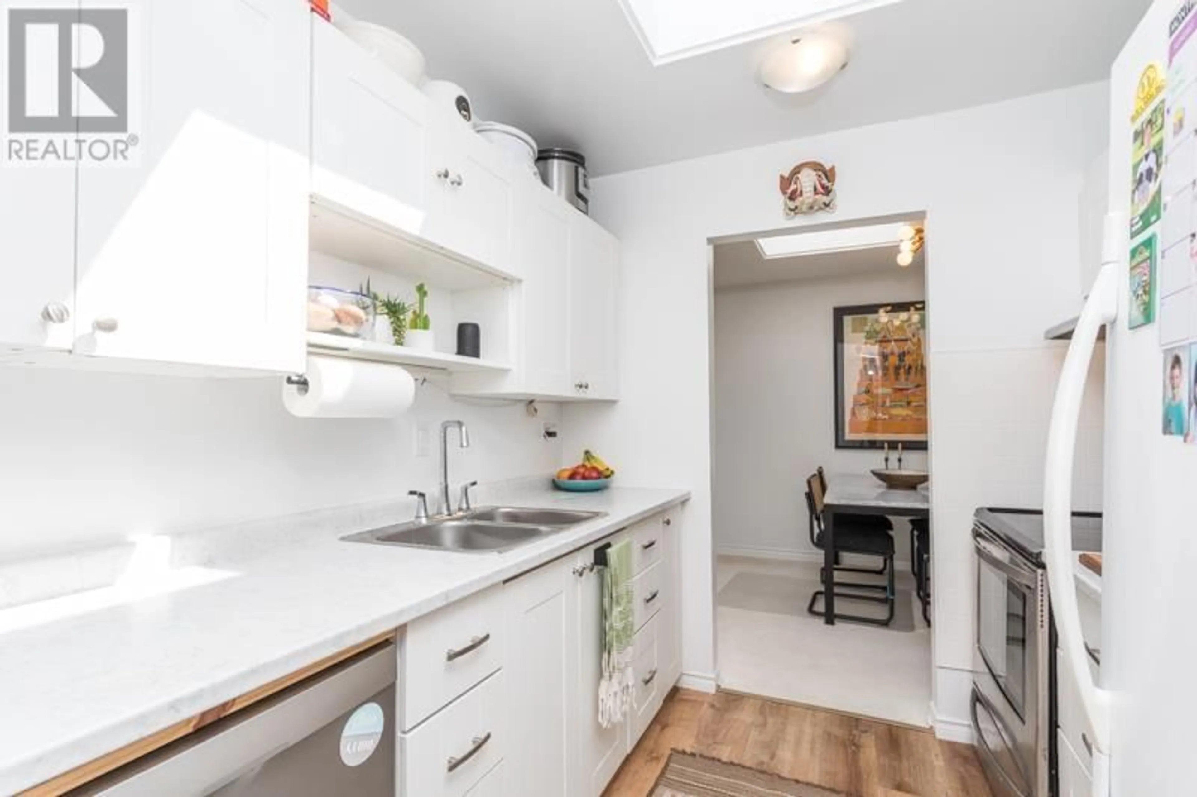 Standard kitchen, unknown for 330 - 7451 MINORU BOULEVARD, Richmond British Columbia V6Y1Z3