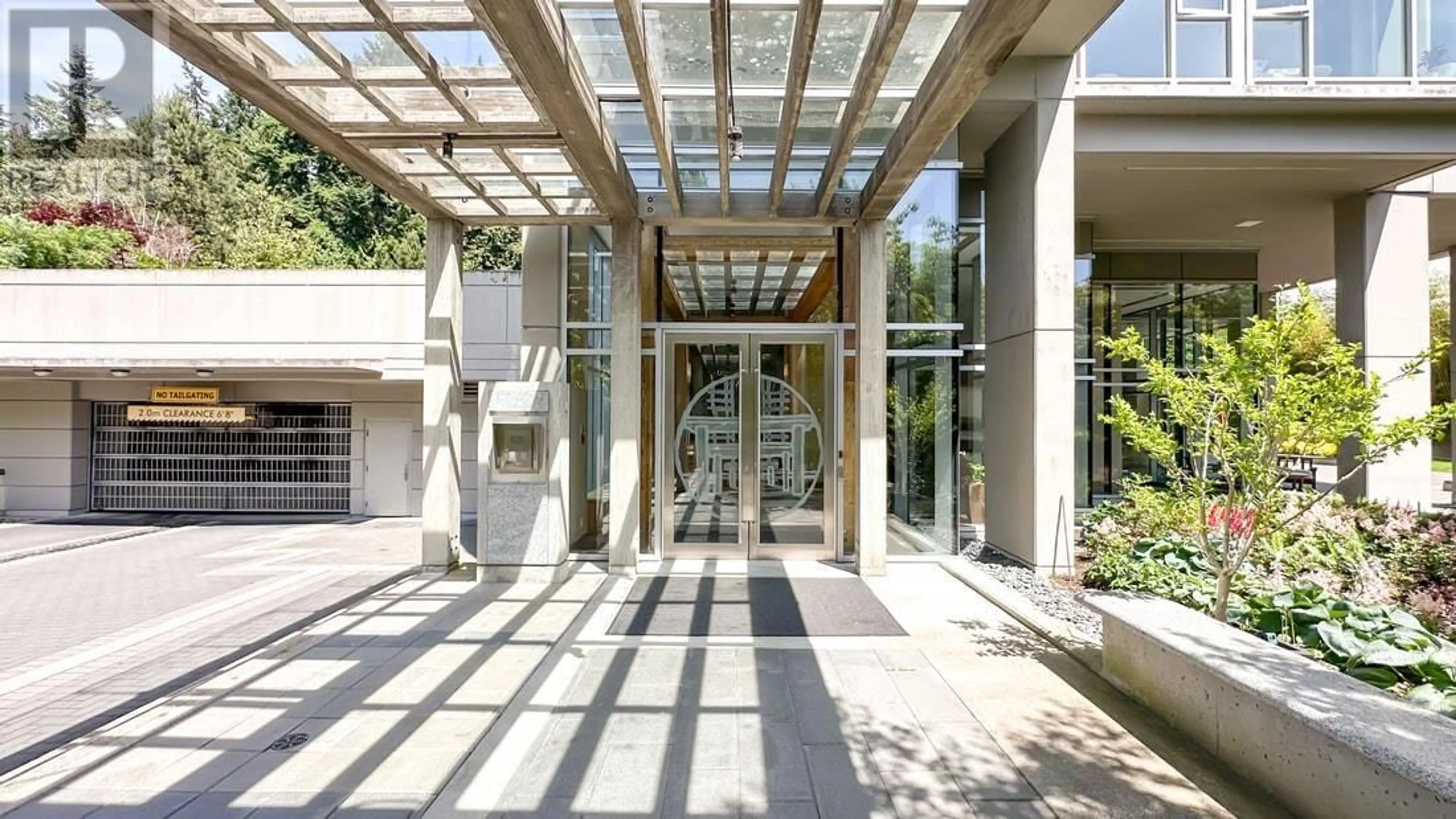 Indoor foyer for 705 - 2688 WEST MALL, Vancouver British Columbia V6T2J8