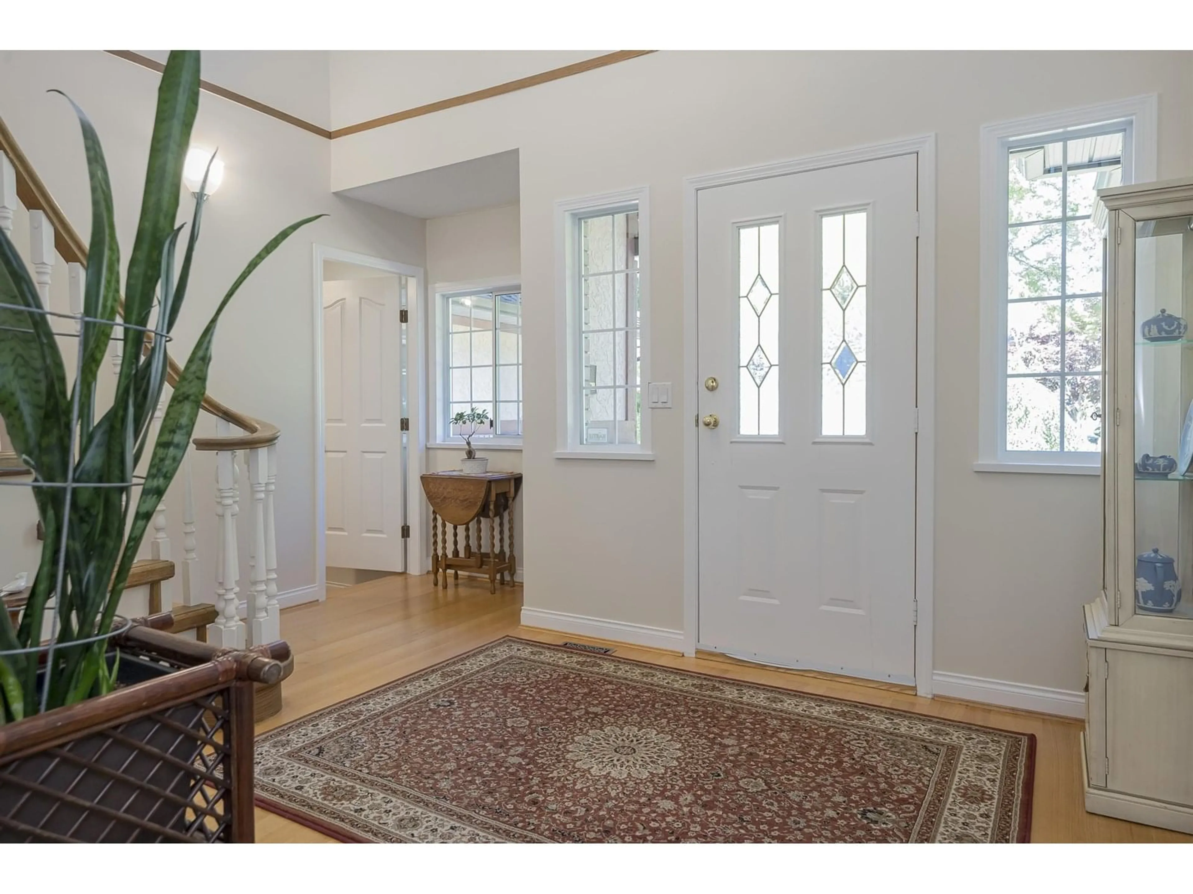 Indoor entryway for 2104 131B, Surrey British Columbia V4A8Y9